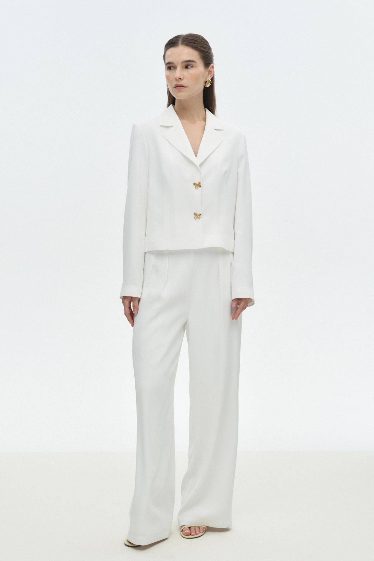 Fiyonklu Crop Ceket BEYAZ{KATEGORİ}