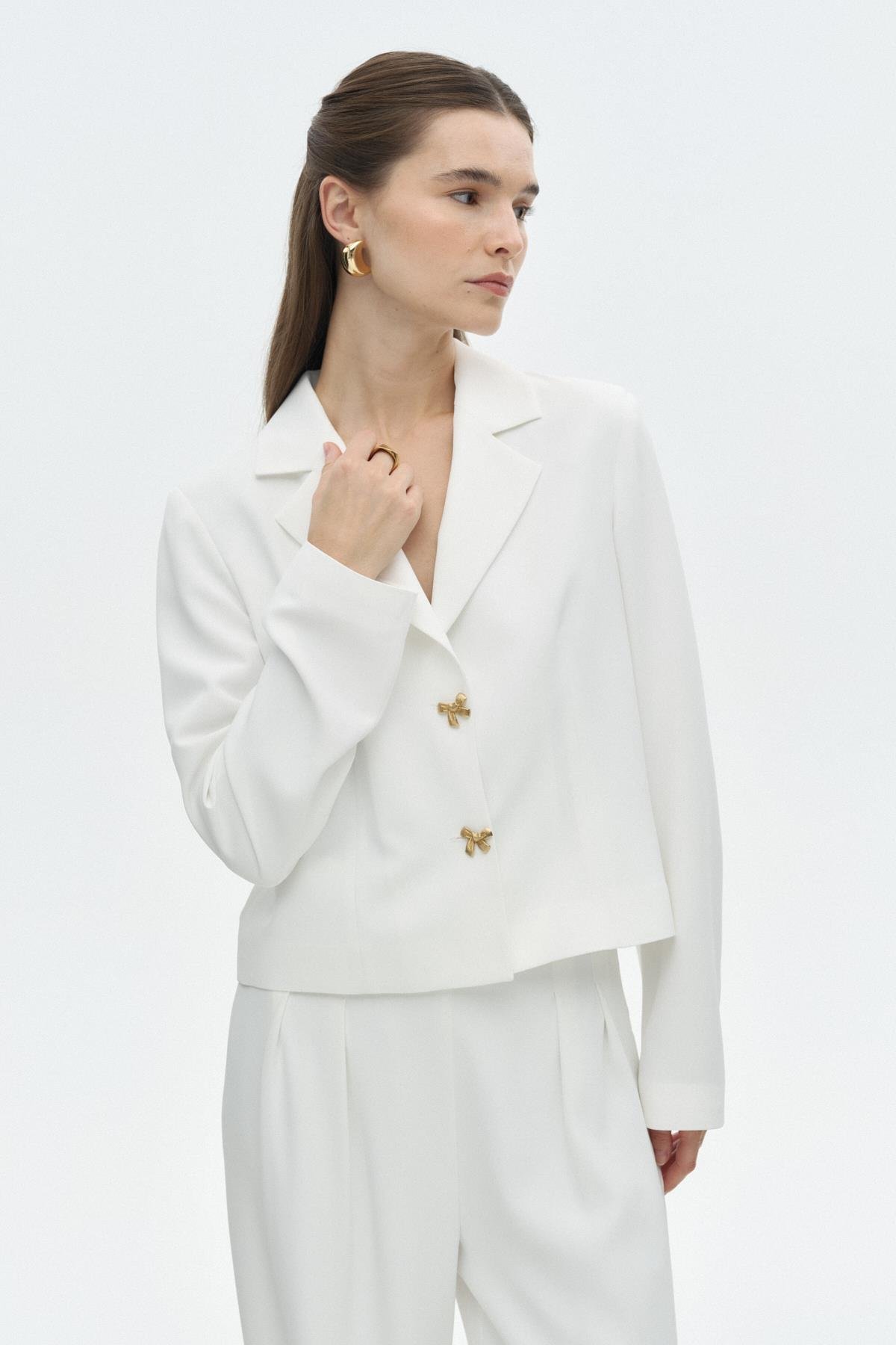 Fiyonklu Crop Ceket BEYAZ{KATEGORİ}