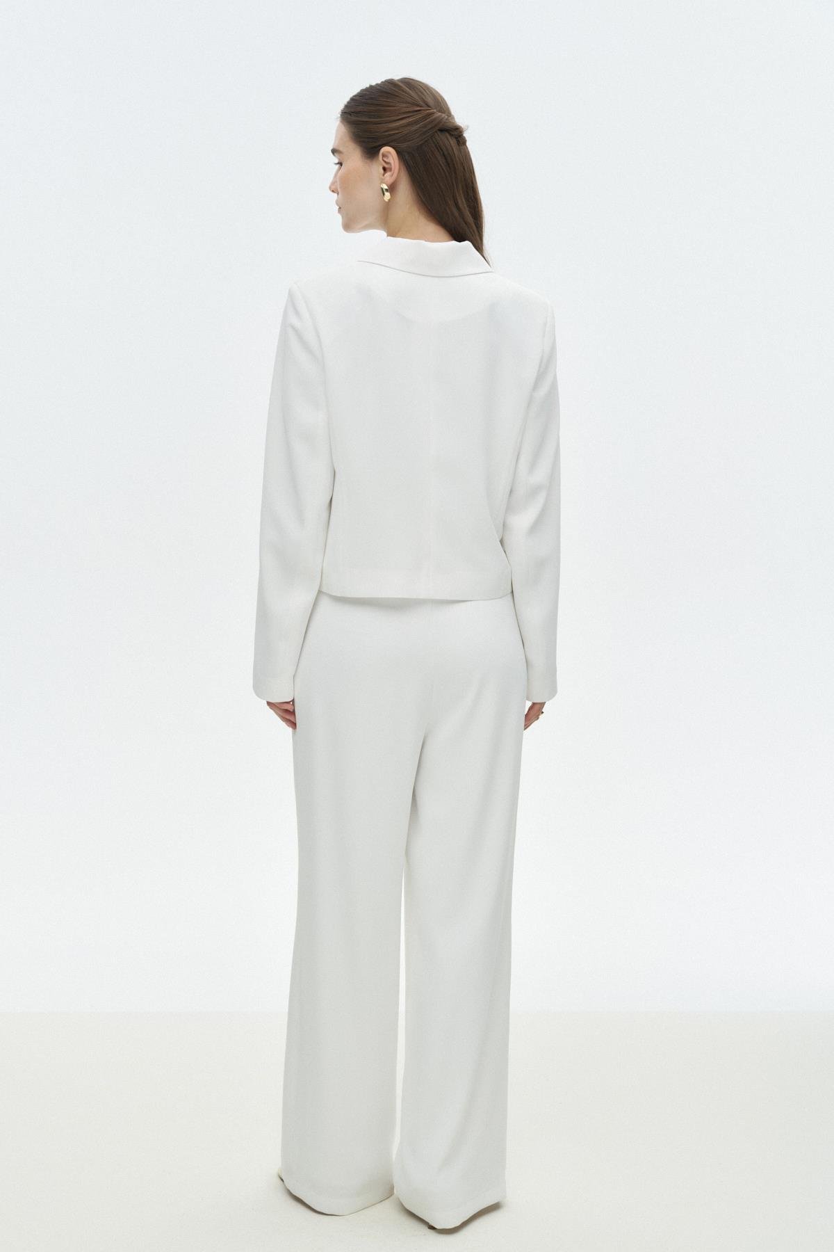 Fiyonklu Crop Ceket BEYAZ{KATEGORİ}