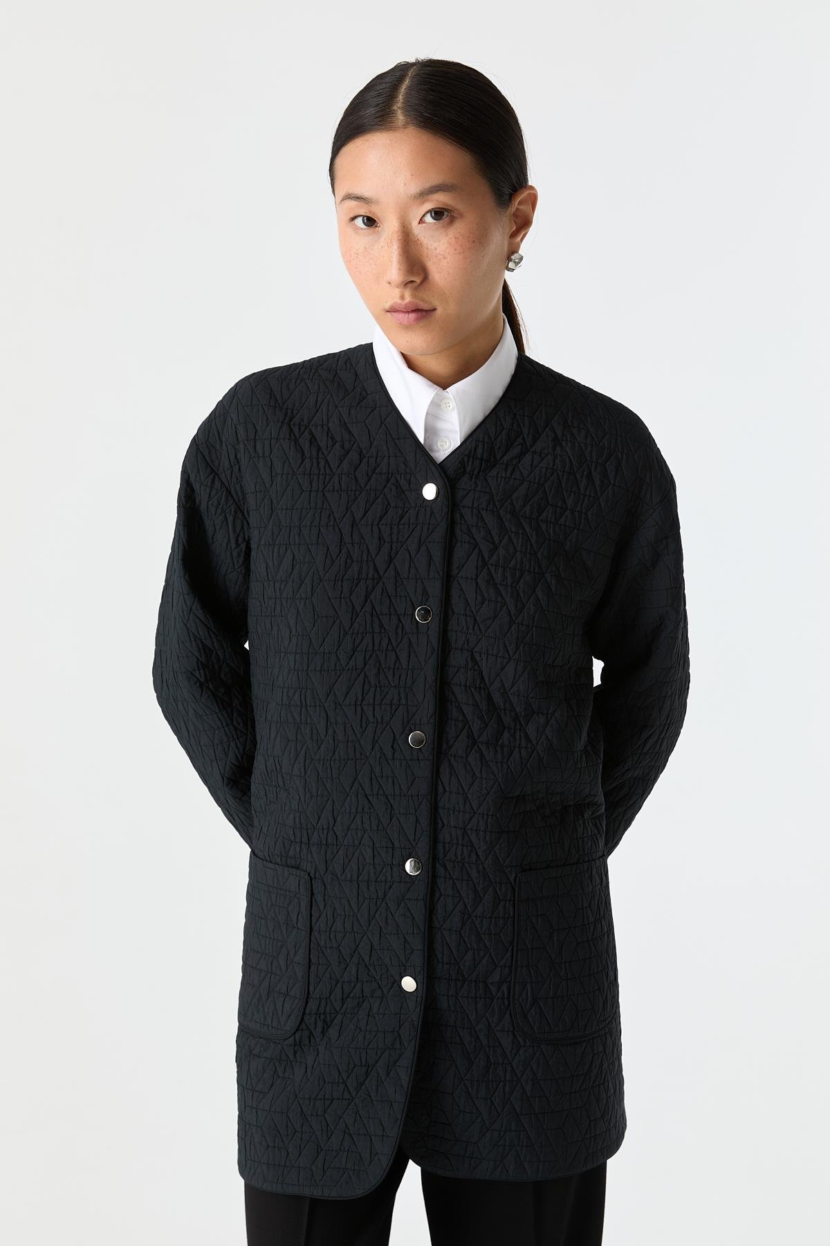 İnce Kapitone Desenli Mont SİYAH{KATEGORİ}