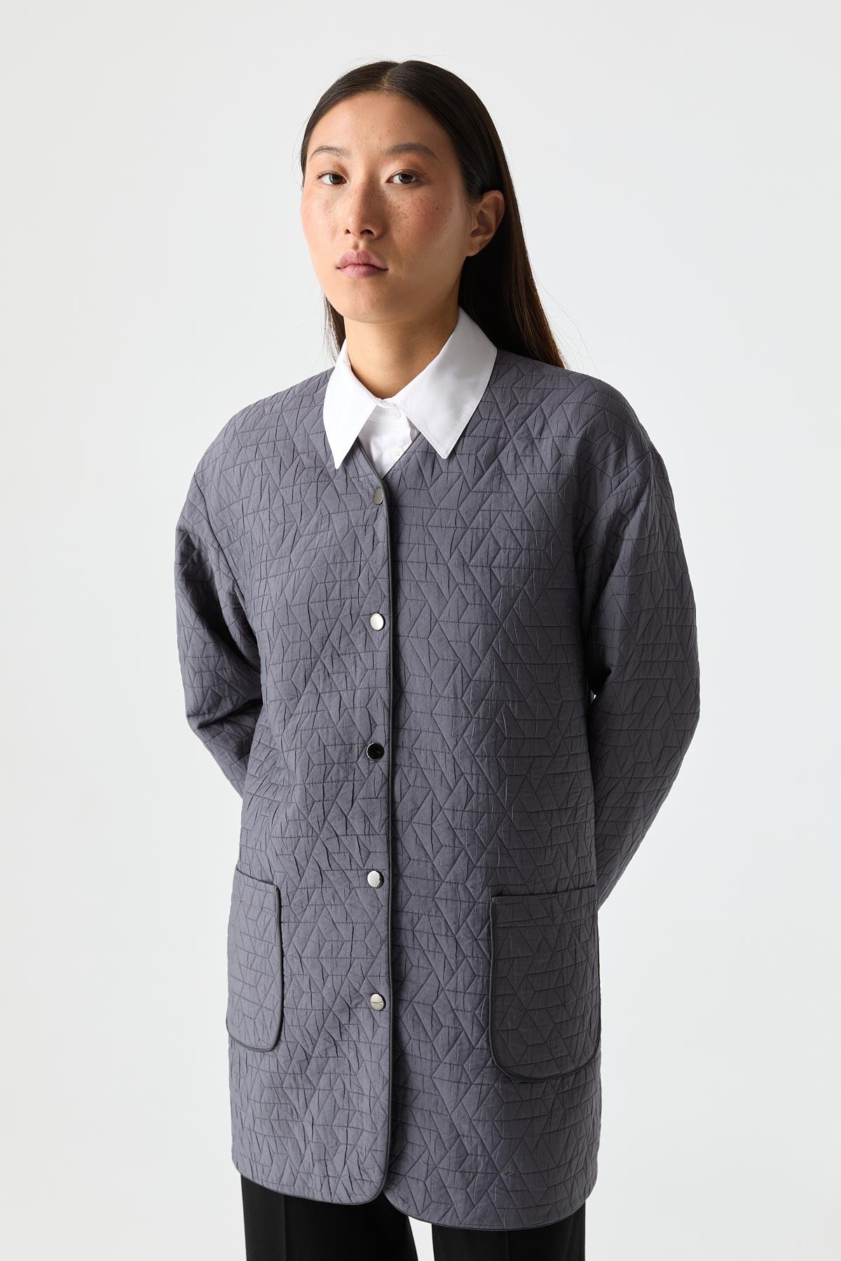 İnce Kapitone Desenli Mont ANTRASİT{KATEGORİ}