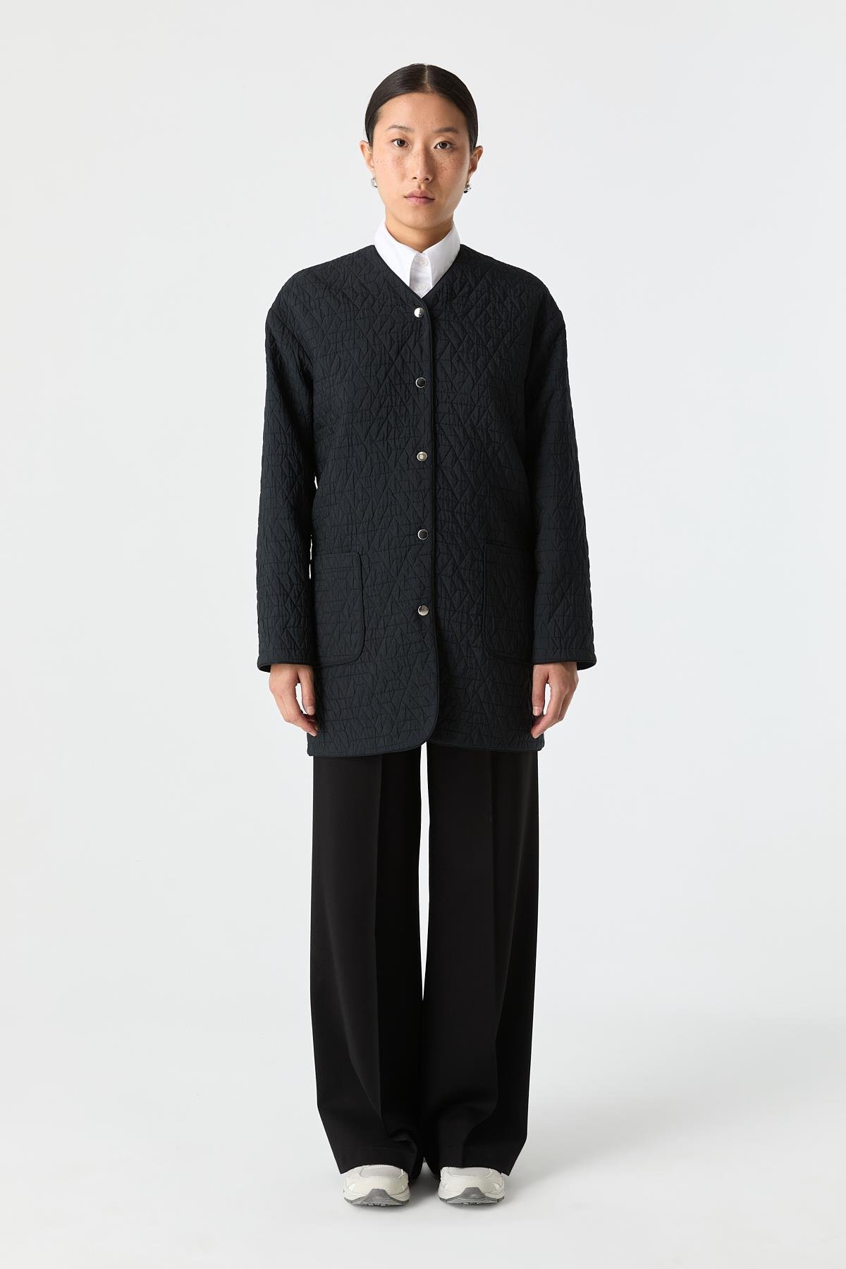 İnce Kapitone Desenli Mont SİYAH{KATEGORİ}