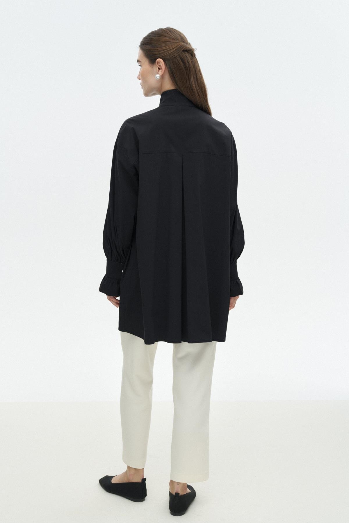 İnci Detaylı Fularlı Gömlek{KATEGORİ}