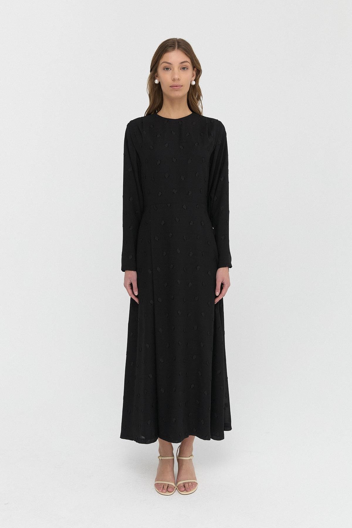 Kabartma Desenli Elbise{KATEGORİ}