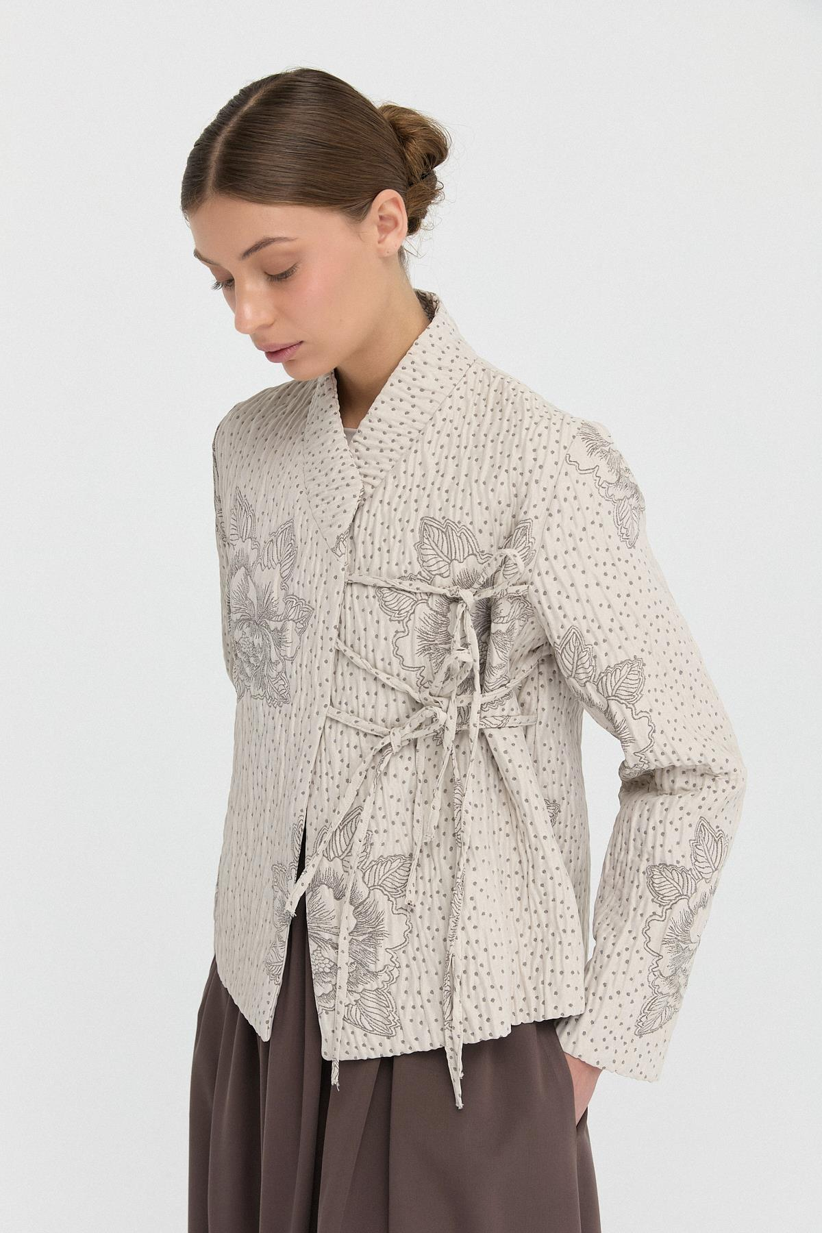 Kabartma Desenli İpli Kimono{KATEGORİ}