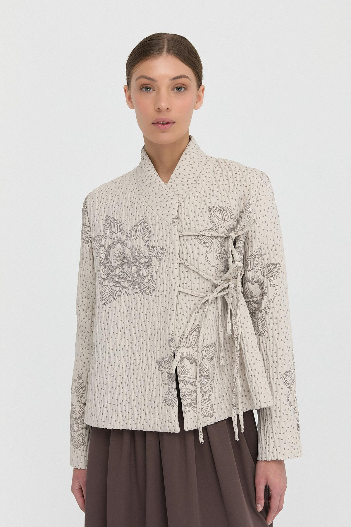 Kabartma Desenli İpli Kimono{KATEGORİ}
