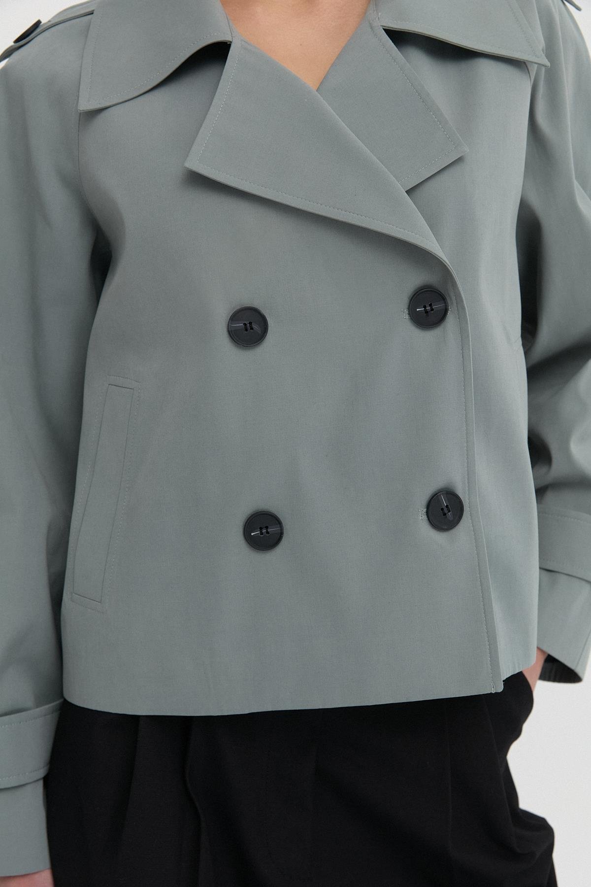 Katlı Yaka Kısa Trençkot{KATEGORİ}