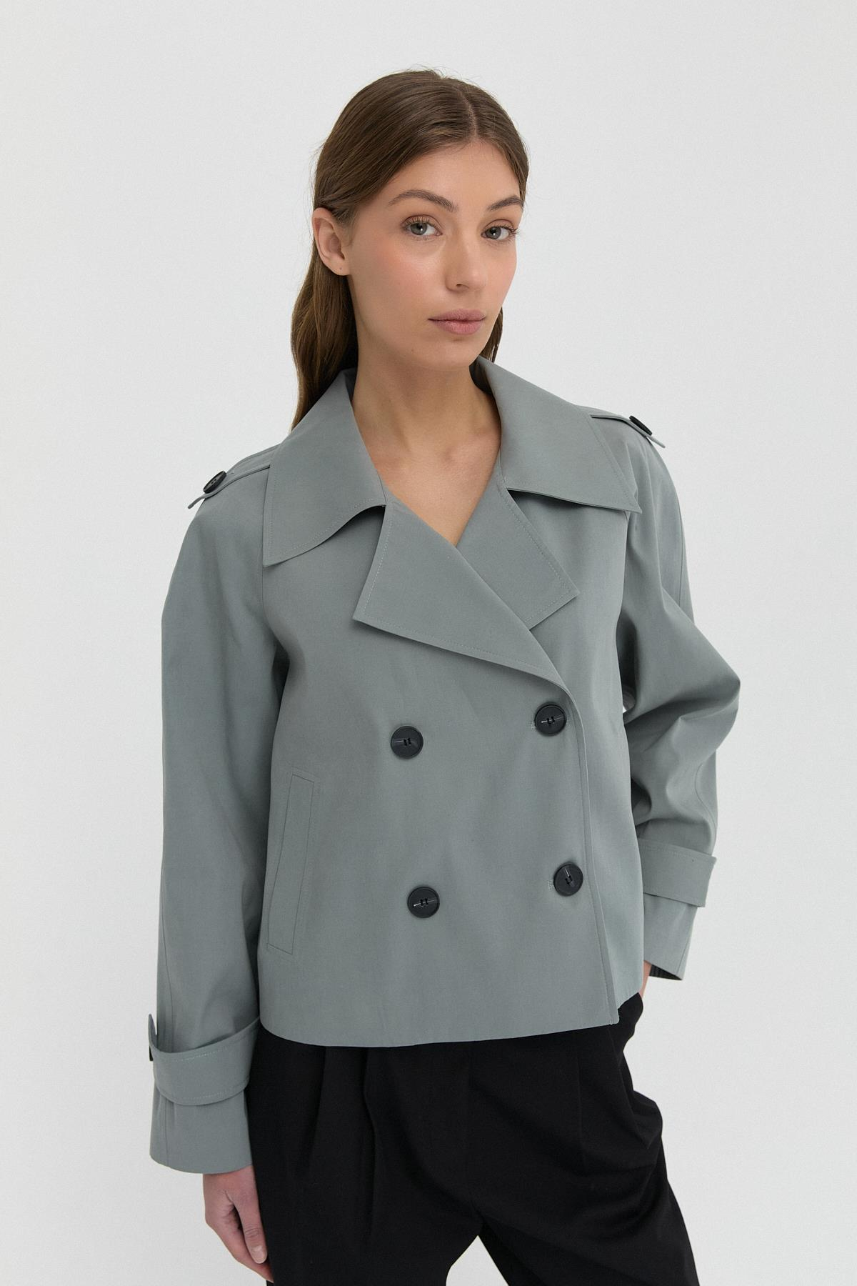 Katlı Yaka Kısa Trençkot{KATEGORİ}