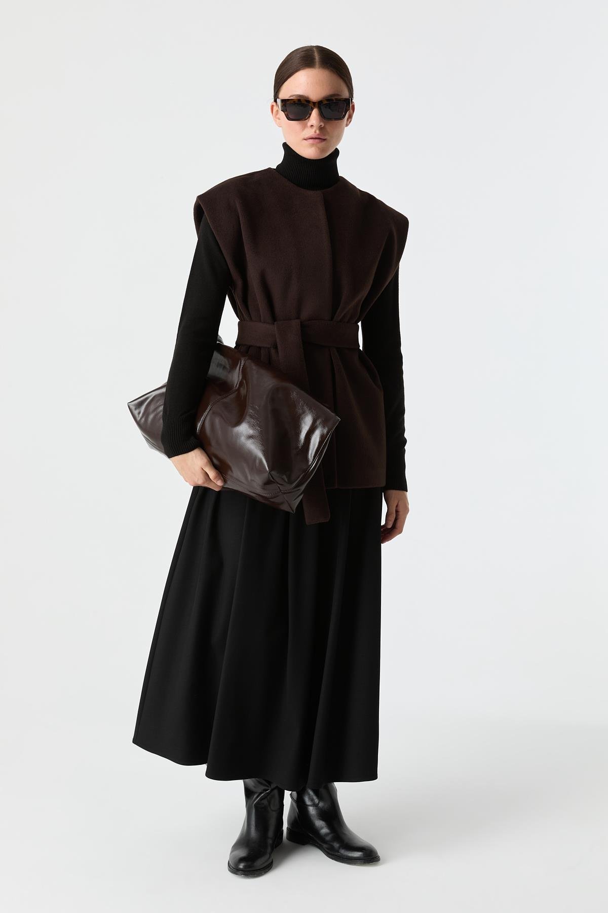 Kemerli Kaşe Yelek{KATEGORİ}