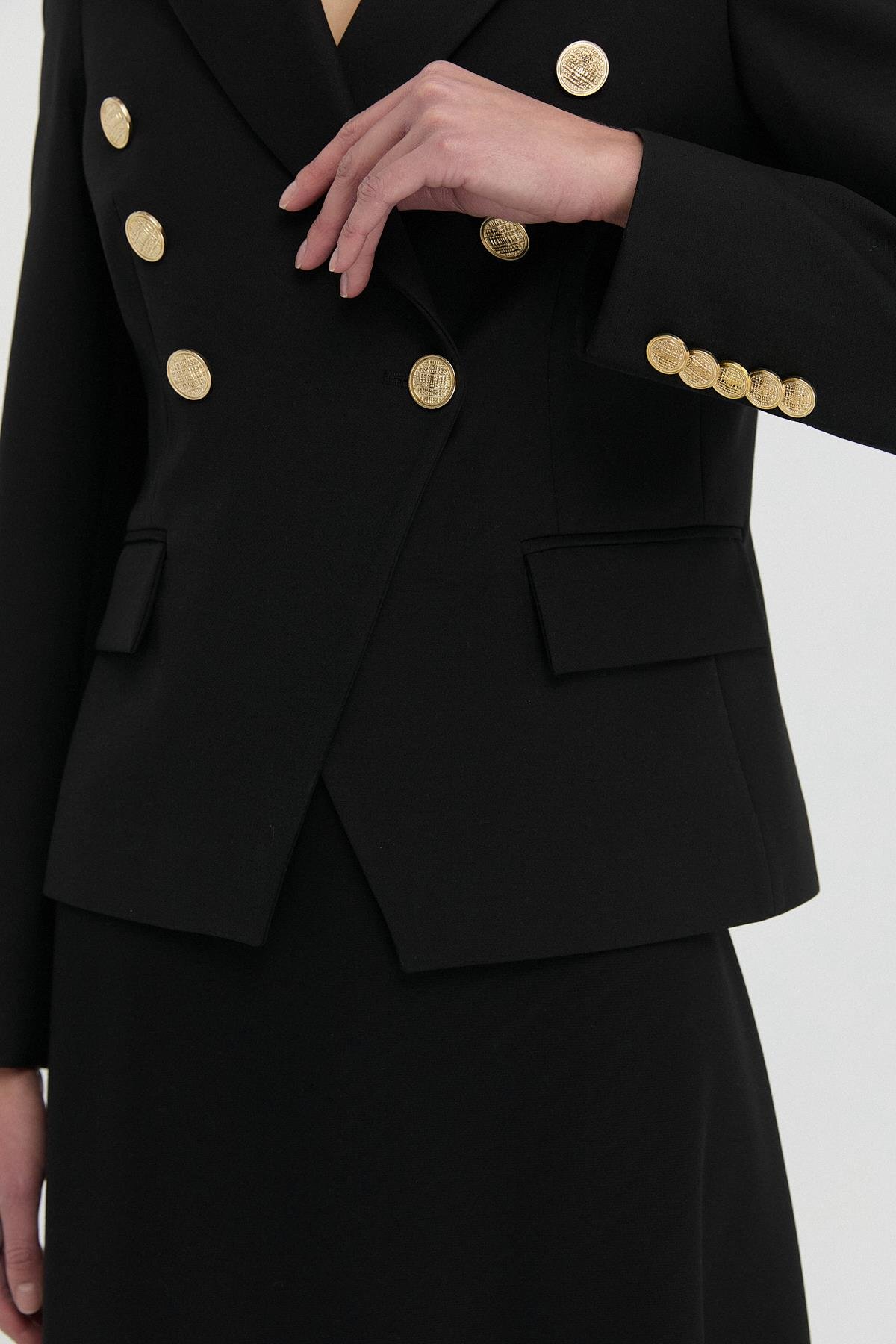 Kruvaze Kısa Blazer Ceket{KATEGORİ}