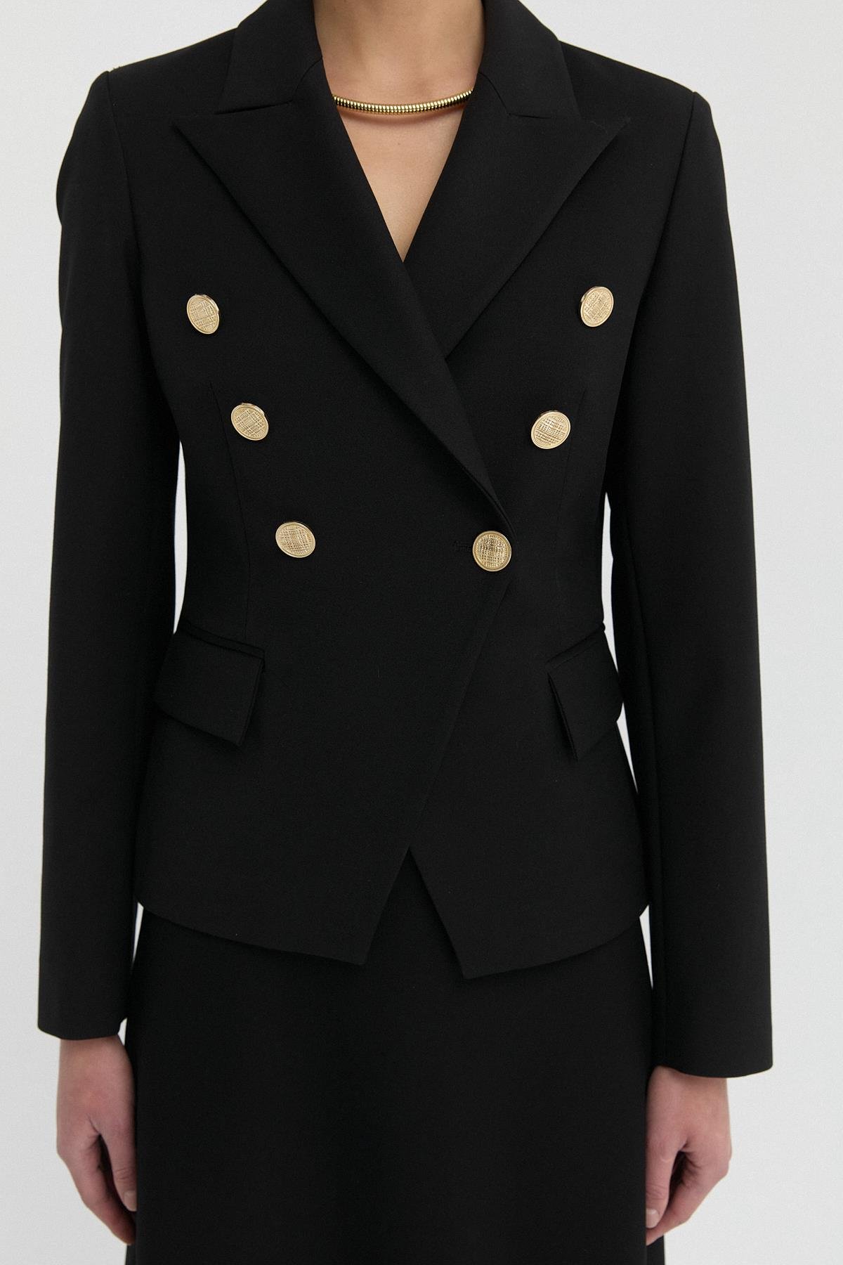 Kruvaze Kısa Blazer Ceket{KATEGORİ}