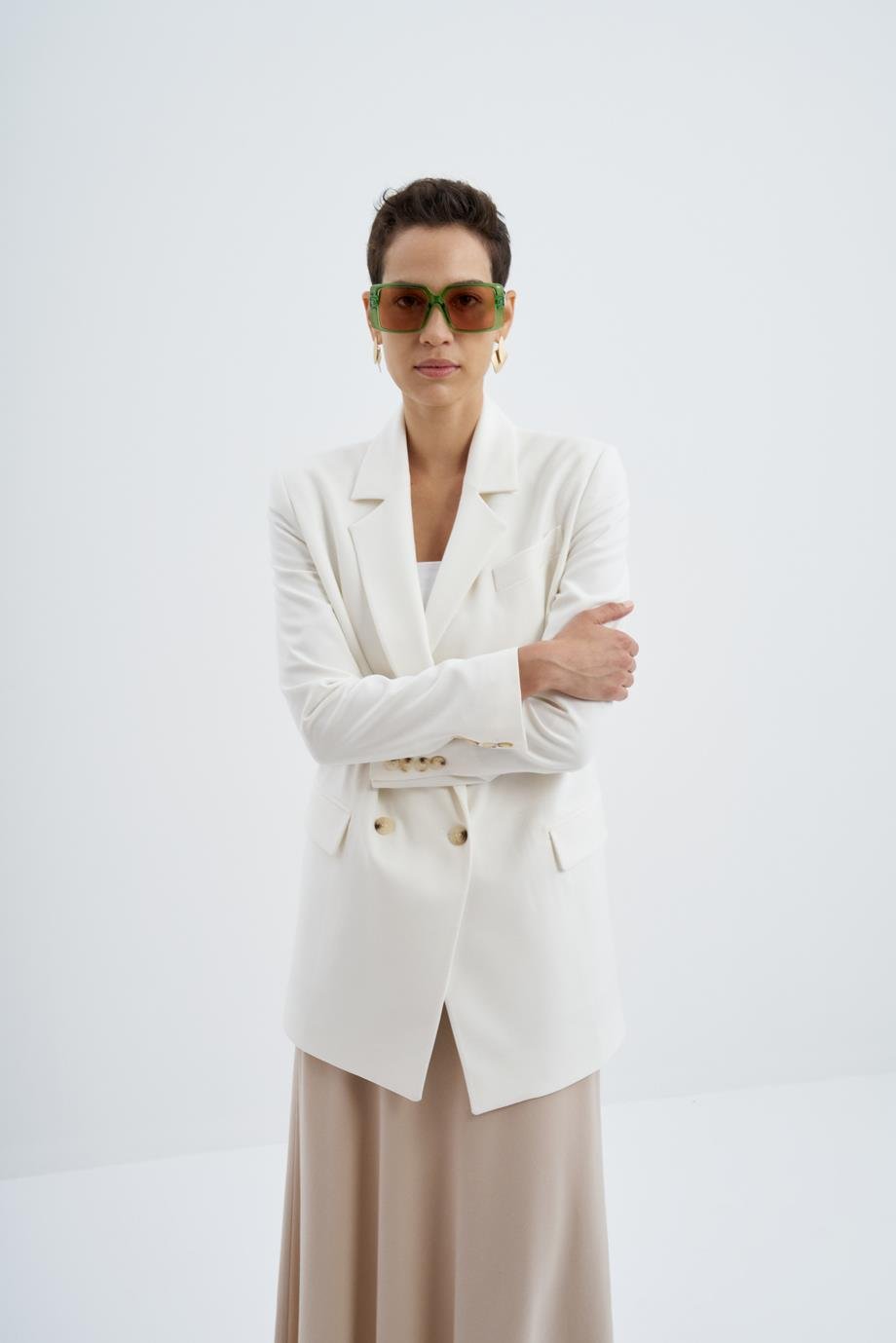 Kruvaze Tasarımlı Blazer{KATEGORİ}