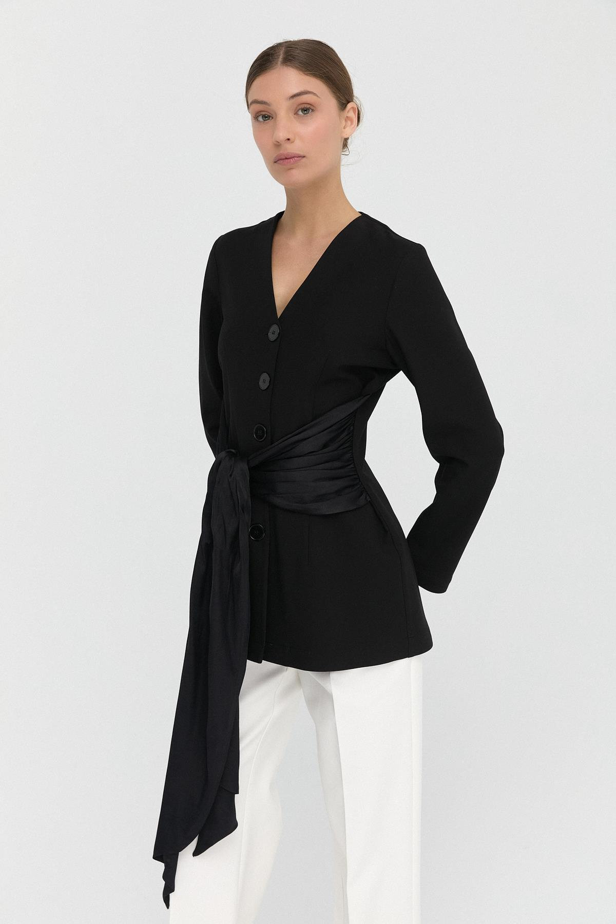 Kuşak Kemer Detaylı Ceket{KATEGORİ}