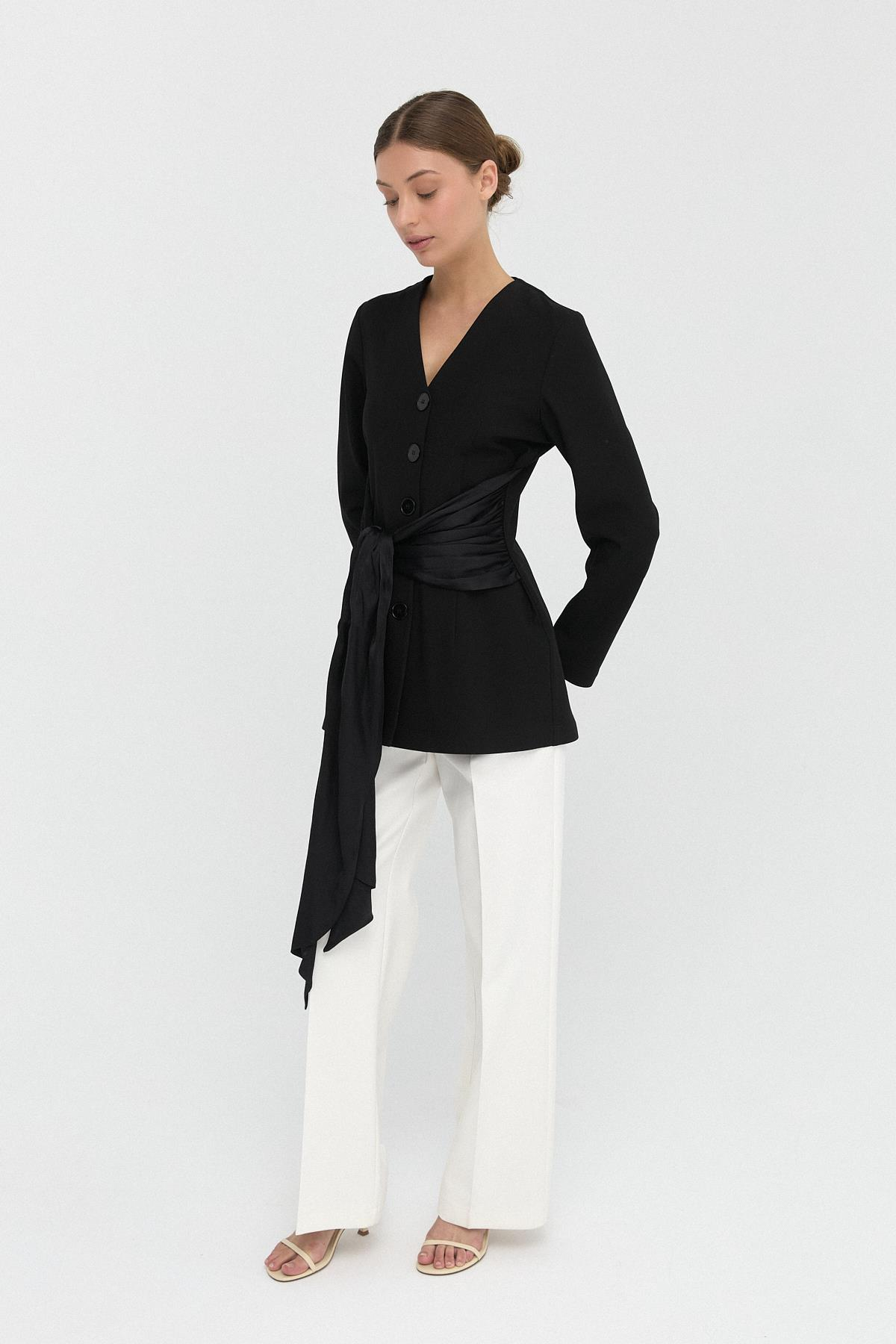 Kuşak Kemer Detaylı Ceket{KATEGORİ}