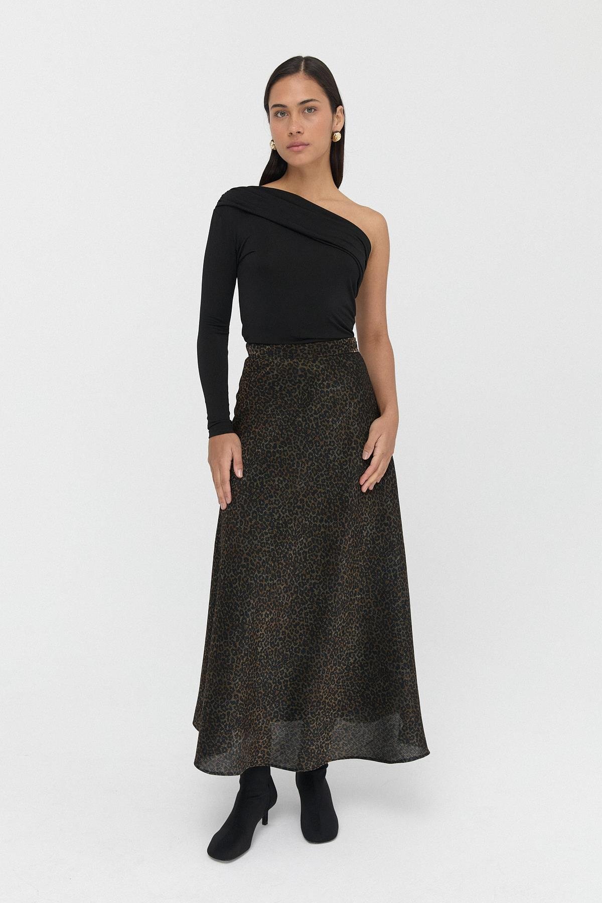 Leopar Desenli Jakarlı Kloş Etek{KATEGORİ}
