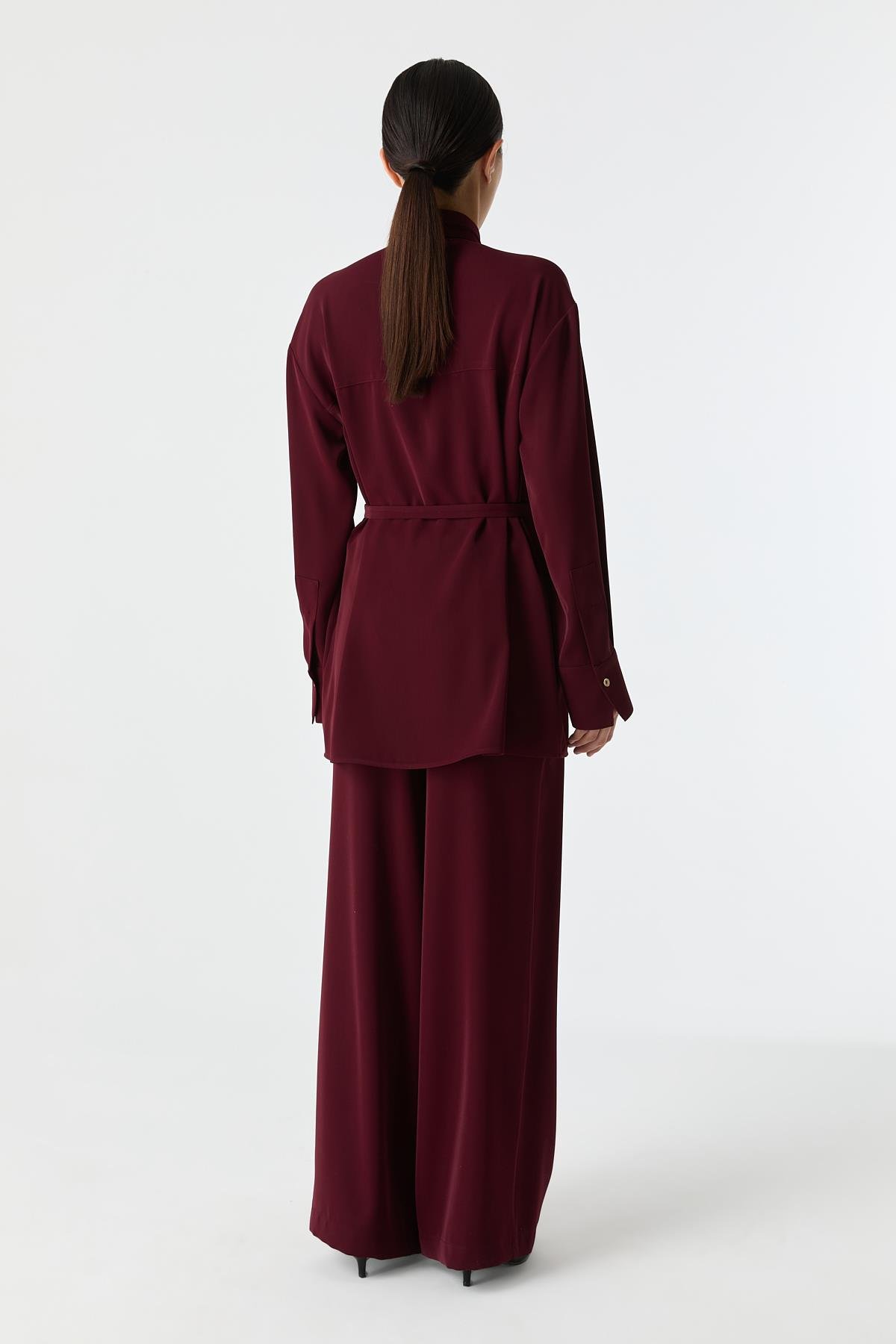 Pilise Detaylı Dökümlü Gömlek{KATEGORİ}