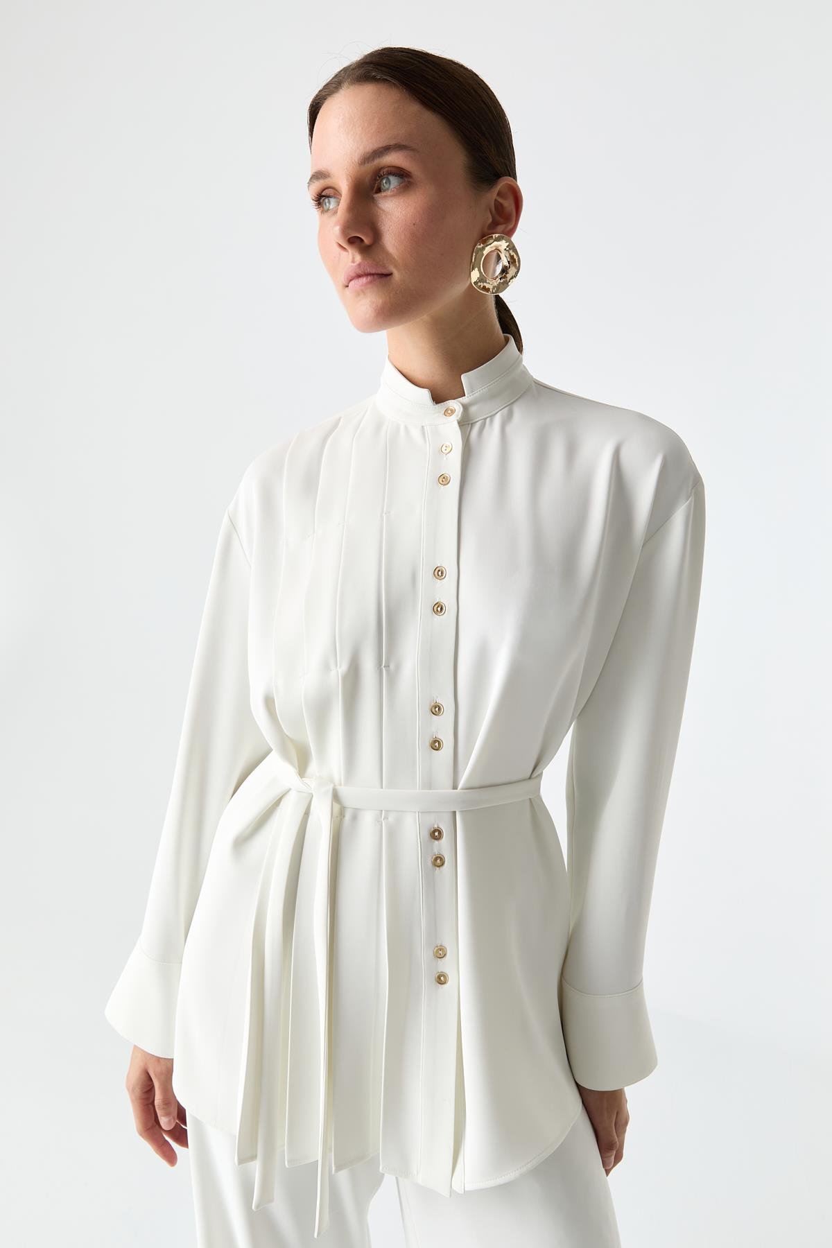 Pilise Detaylı Dökümlü Gömlek{KATEGORİ}