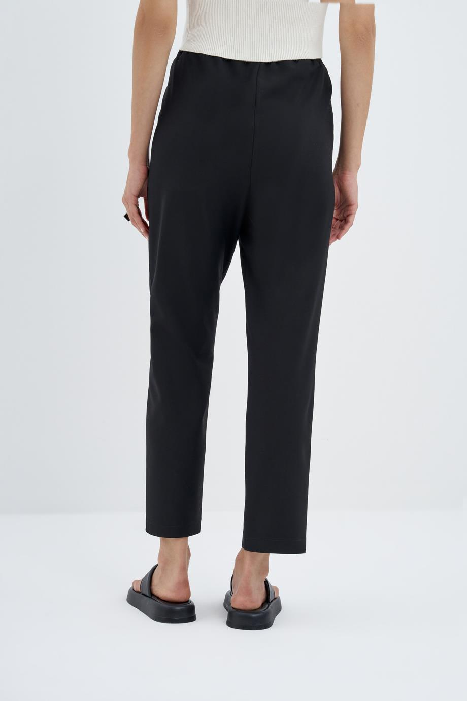 Pull-on Flowy Trousers{KATEGORİ}