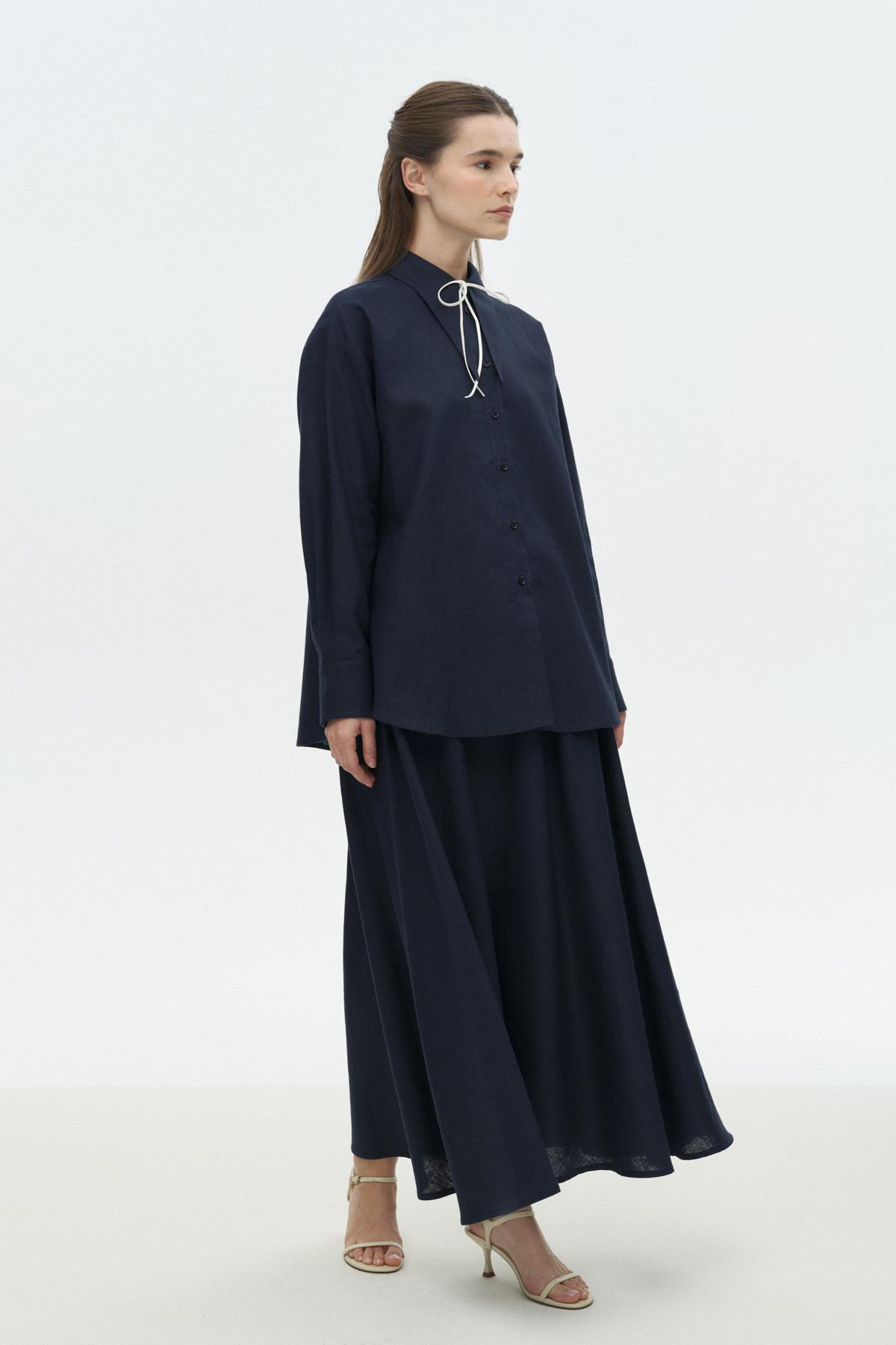 Sivri Yakalı Keten Gömlek{KATEGORİ}