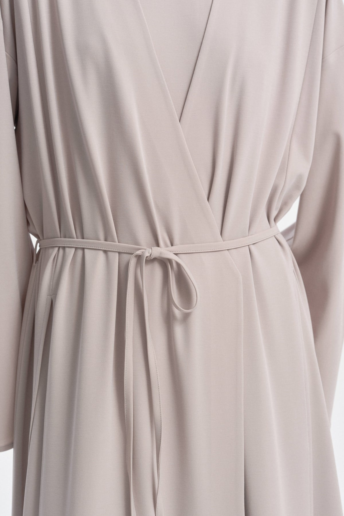 Soft Dokulu Derin Yırtmaçlı Kimono AÇIK TAŞ{KATEGORİ}