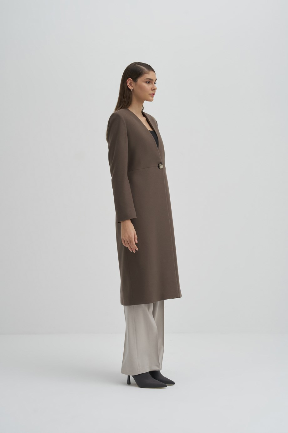 V Yakalı Uzun Palto{KATEGORİ}