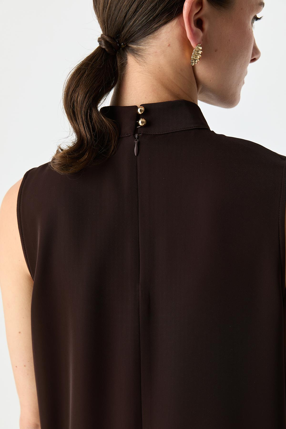 Yüksek Yaka Bluz KAHVERENGİ{KATEGORİ}