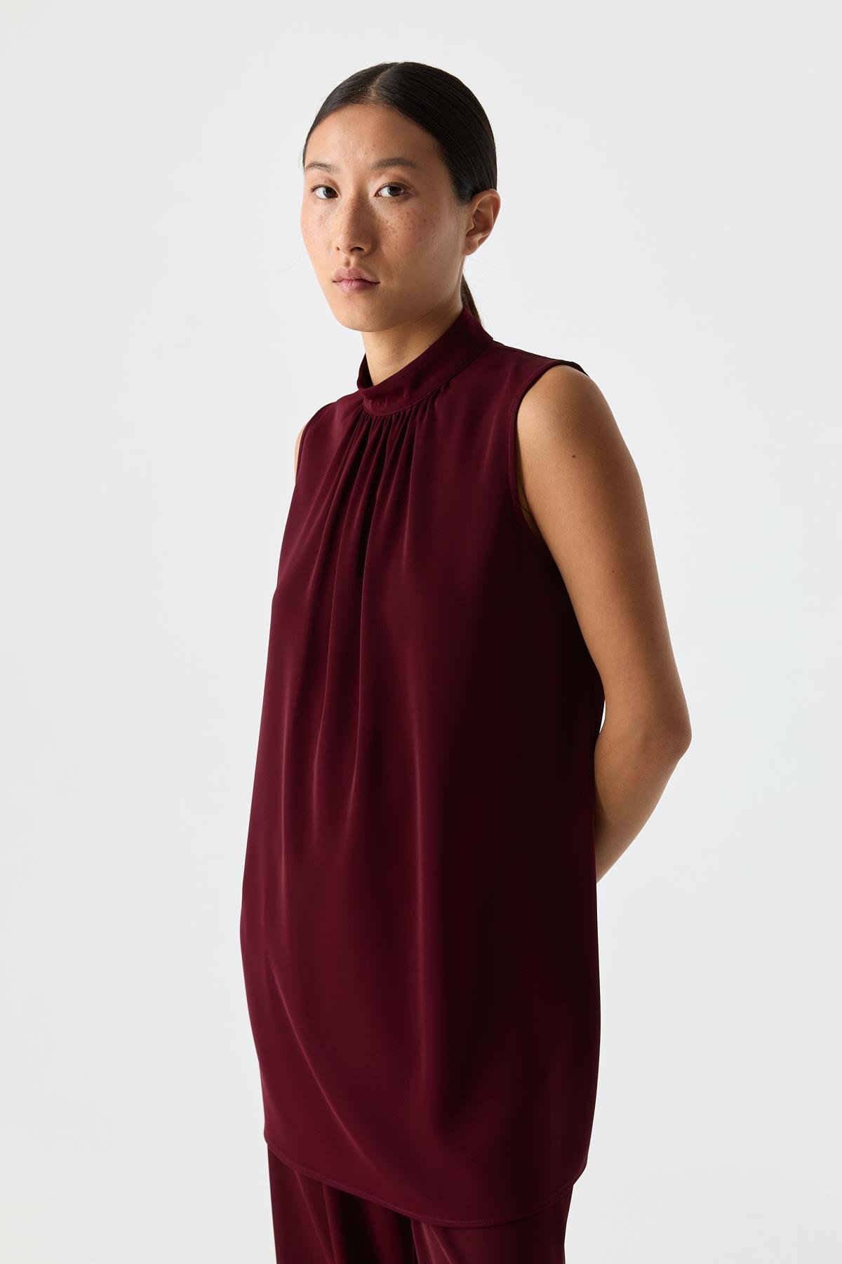 Yüksek Yaka Bluz BORDO{KATEGORİ}