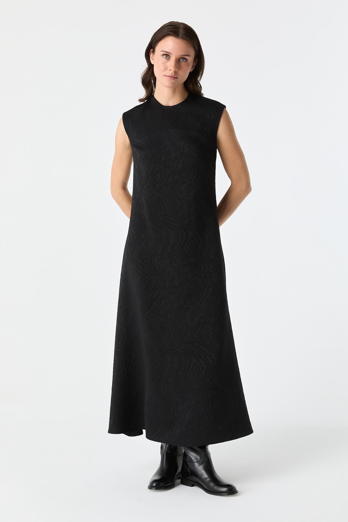 Yüzey Efektli Fermuarlı Elbise SİYAH{KATEGORİ}