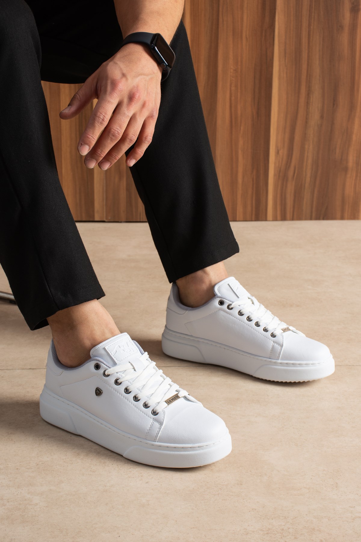 Beyaz Erkek Sneaker