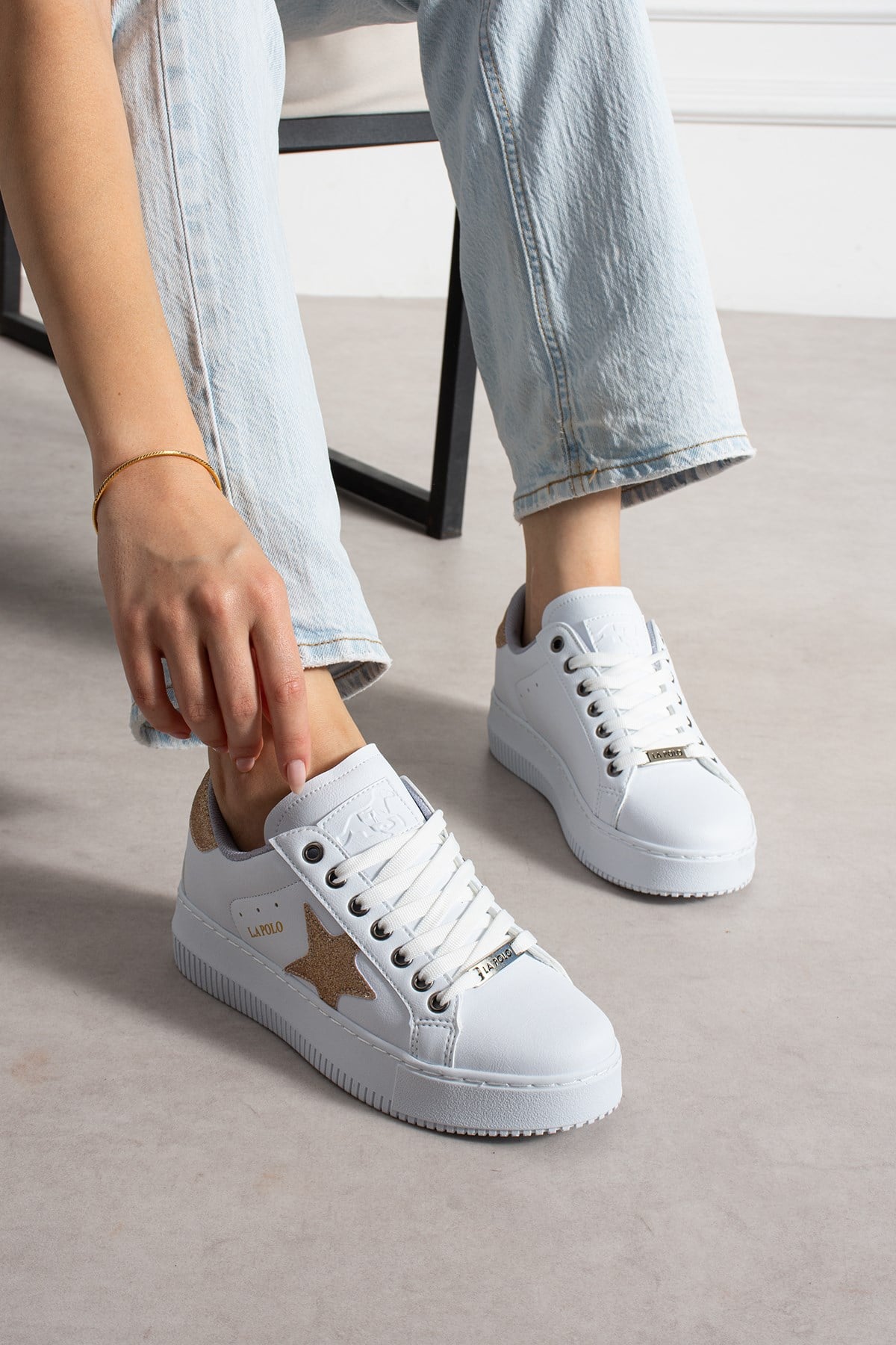 Beyaz Gold Kadın Sneaker