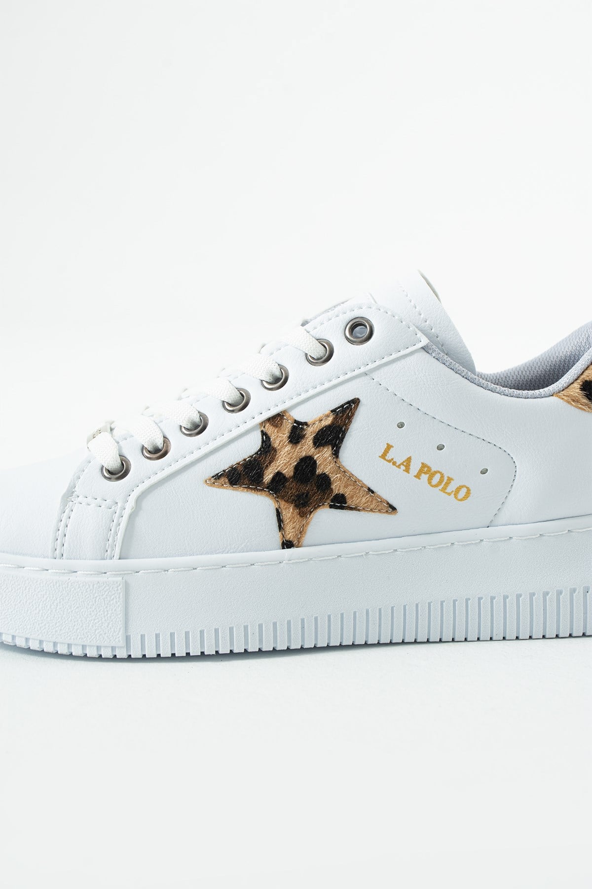Beyaz Leopar Kadın Sneaker
