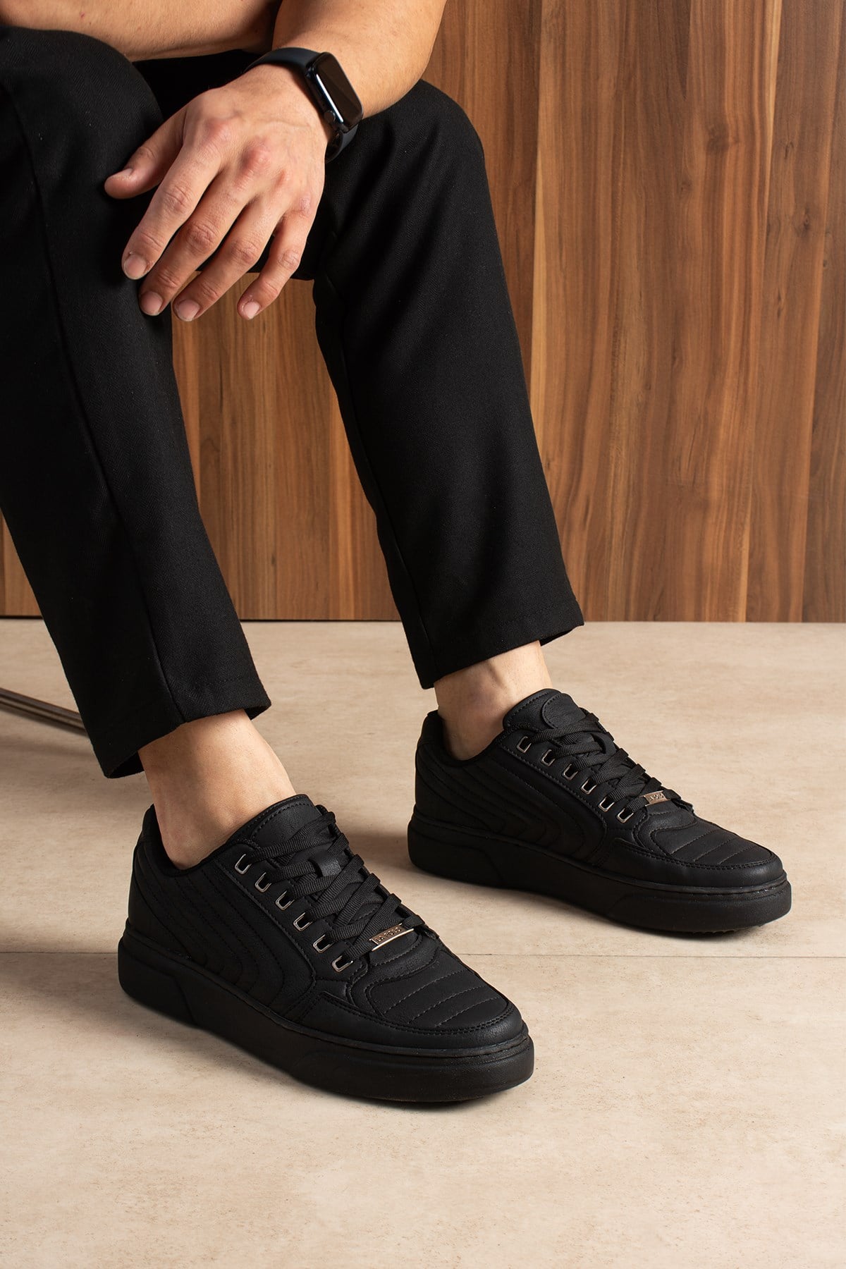 Dikişli Siyah Erkek Sneaker