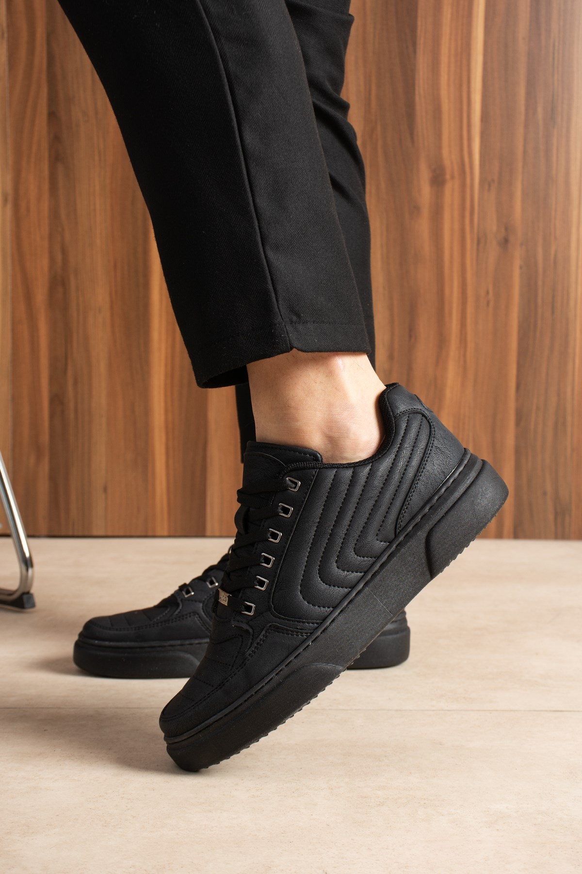 Dikişli Siyah Erkek Sneaker