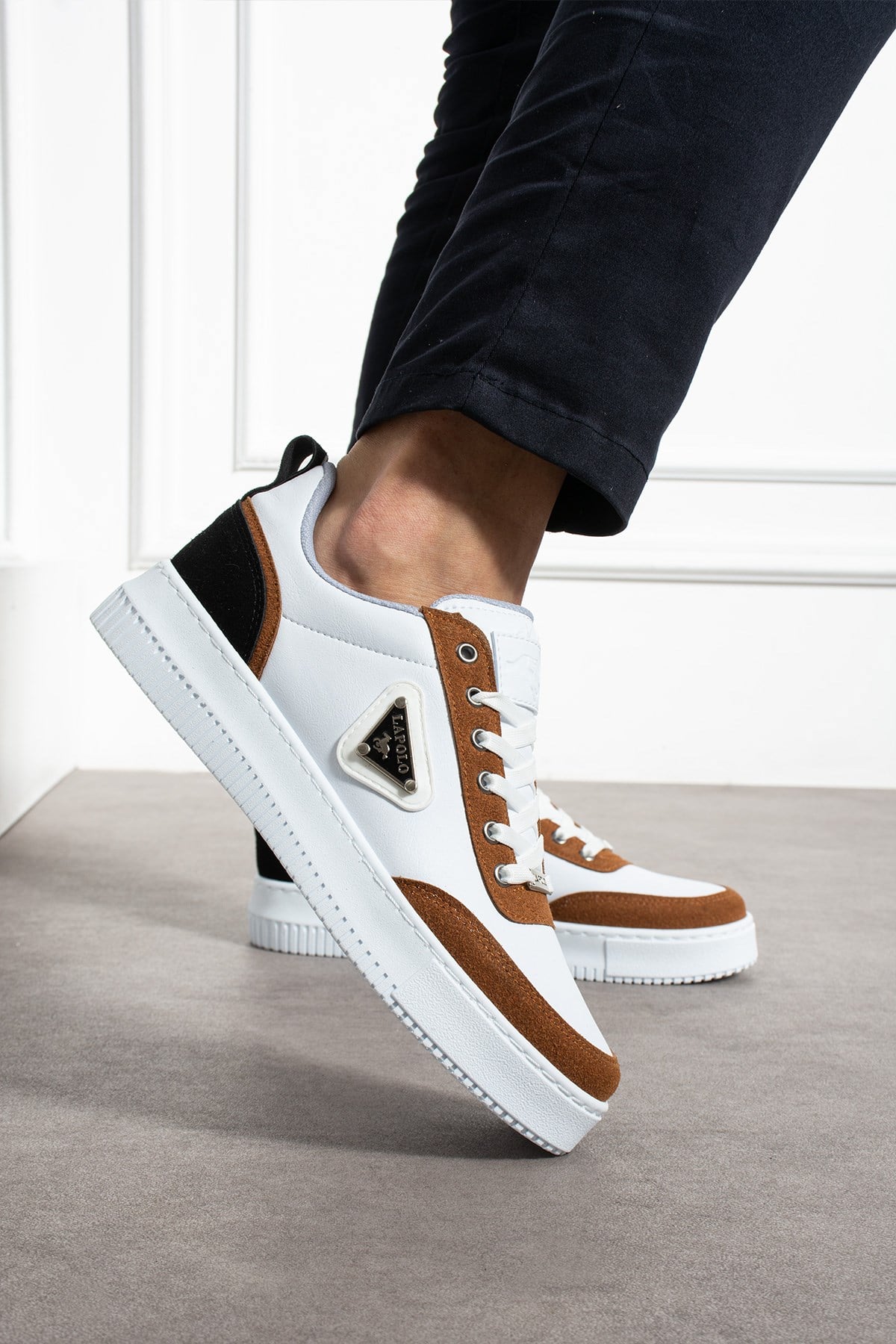 Kalın Taban Beyaz Siyah Erkek Sneaker