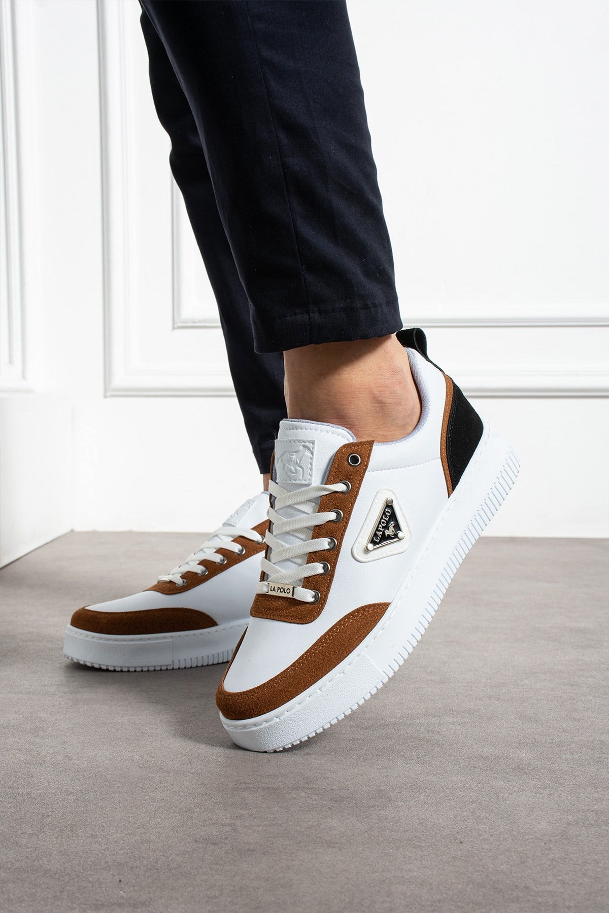 Kalın Taban Beyaz Siyah Erkek Sneaker