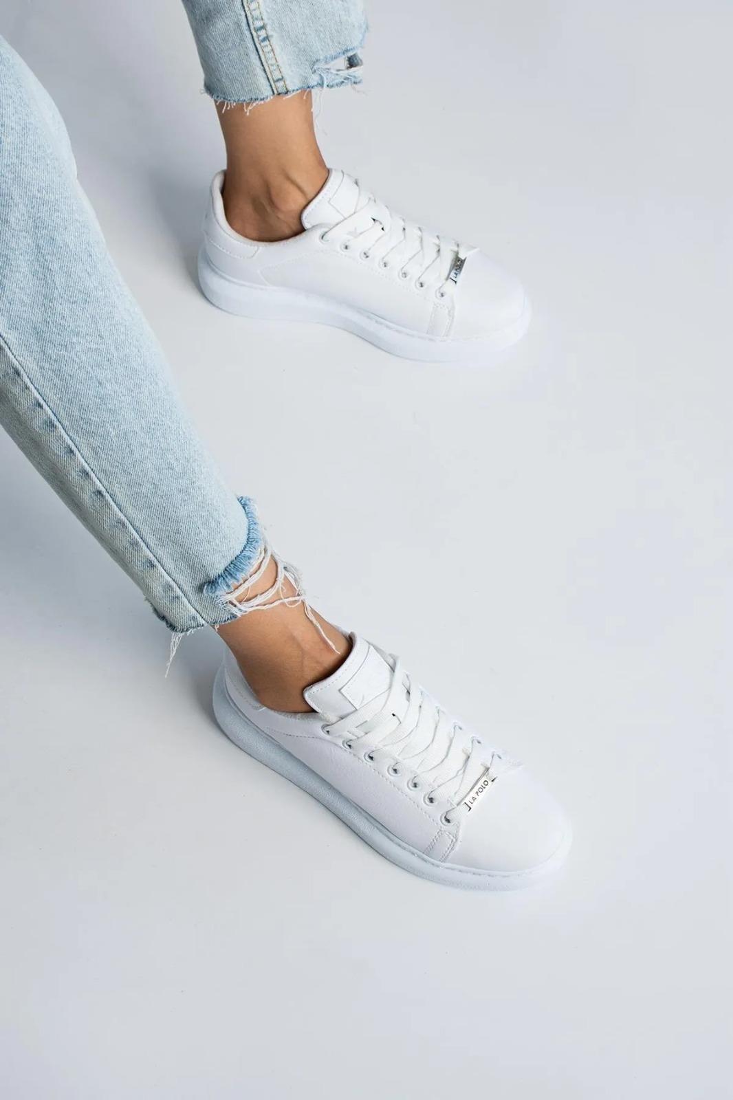 L.A Polo 051 Beyaz Renk Beyaz Tabanlı Bağcıklı Günlük Kadın Spor Ayakkabı