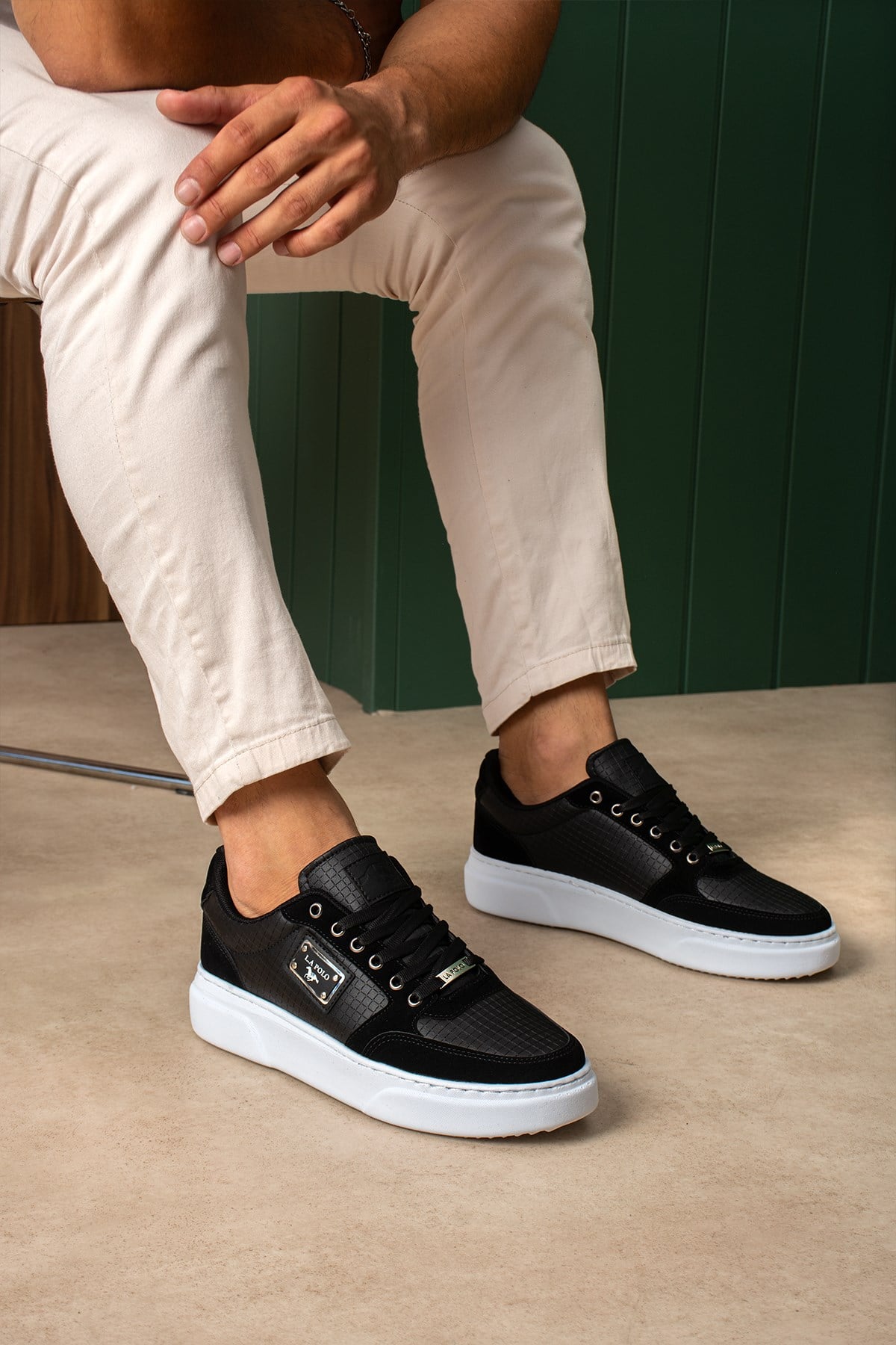 Siyah Beyaz Erkek Sneaker