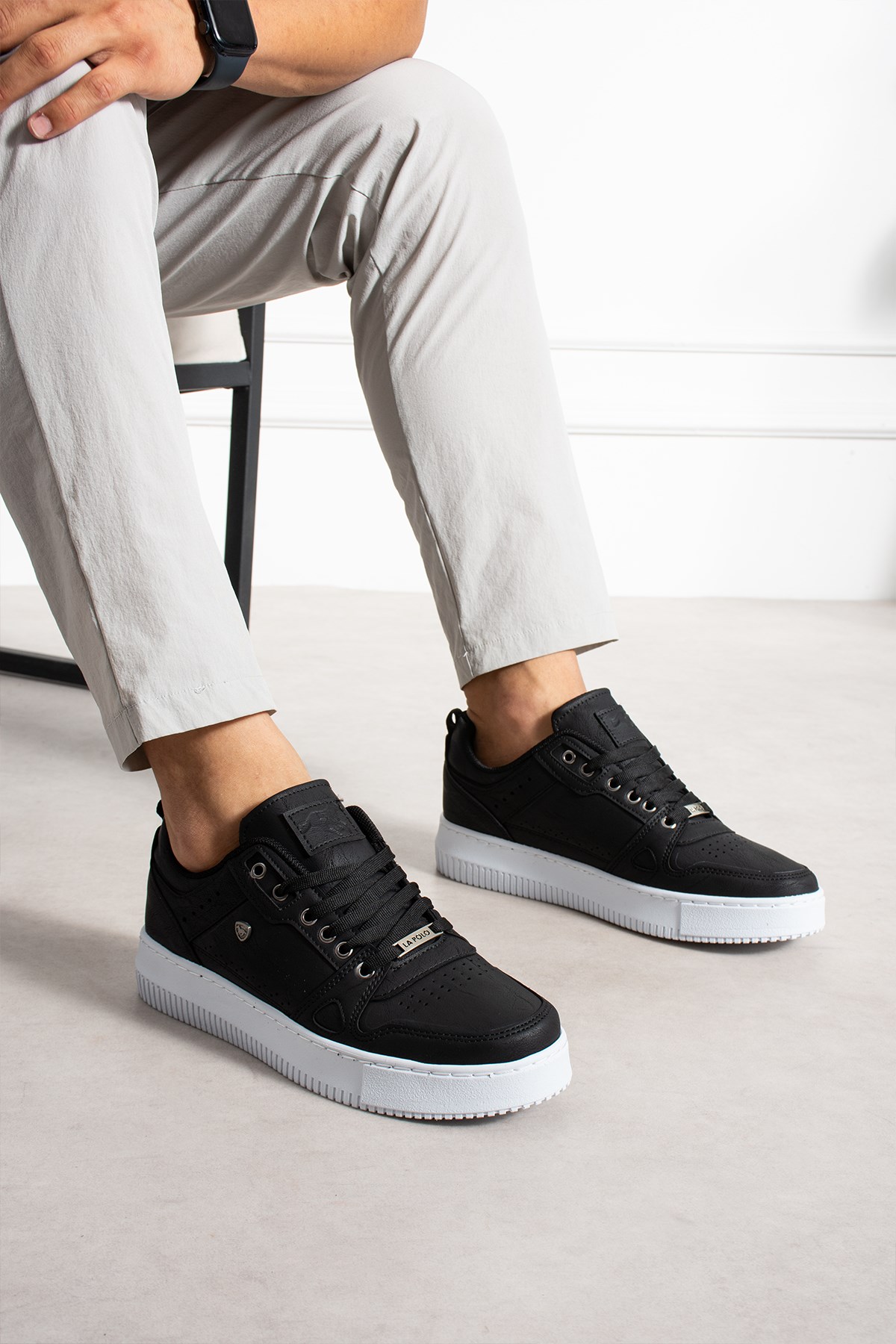 Siyah Beyaz Erkek Sneaker