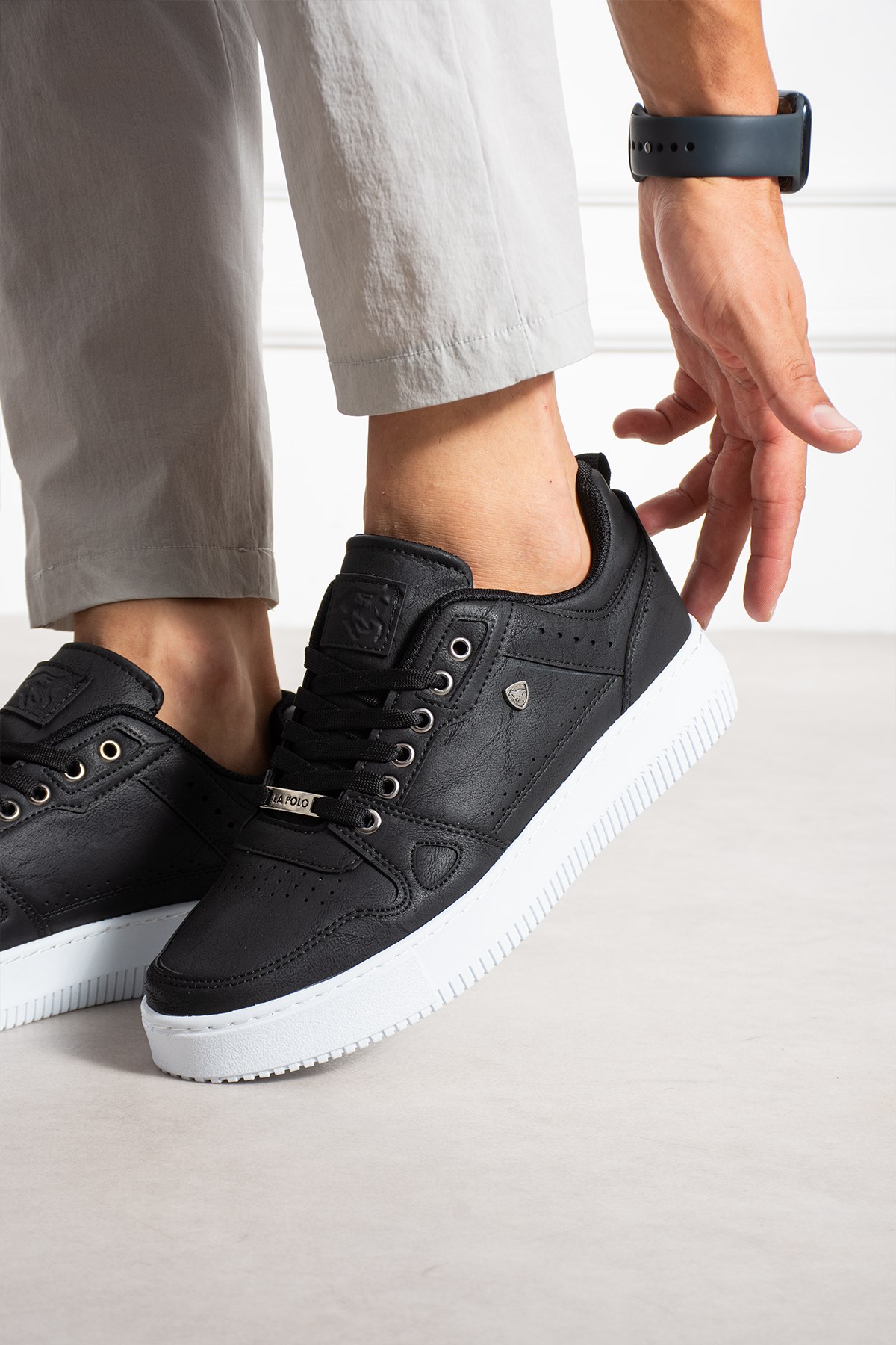 Siyah Beyaz Erkek Sneaker