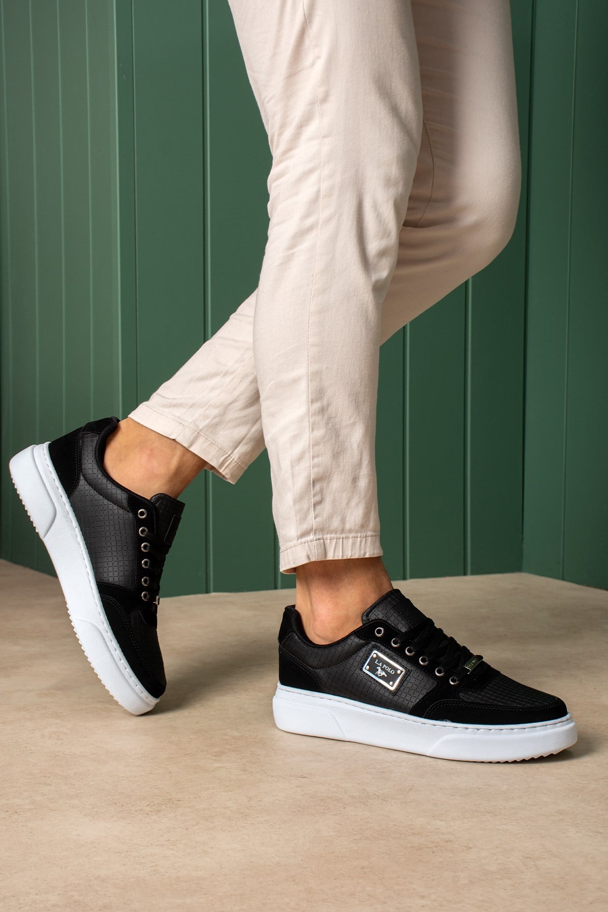 Siyah Beyaz Erkek Sneaker