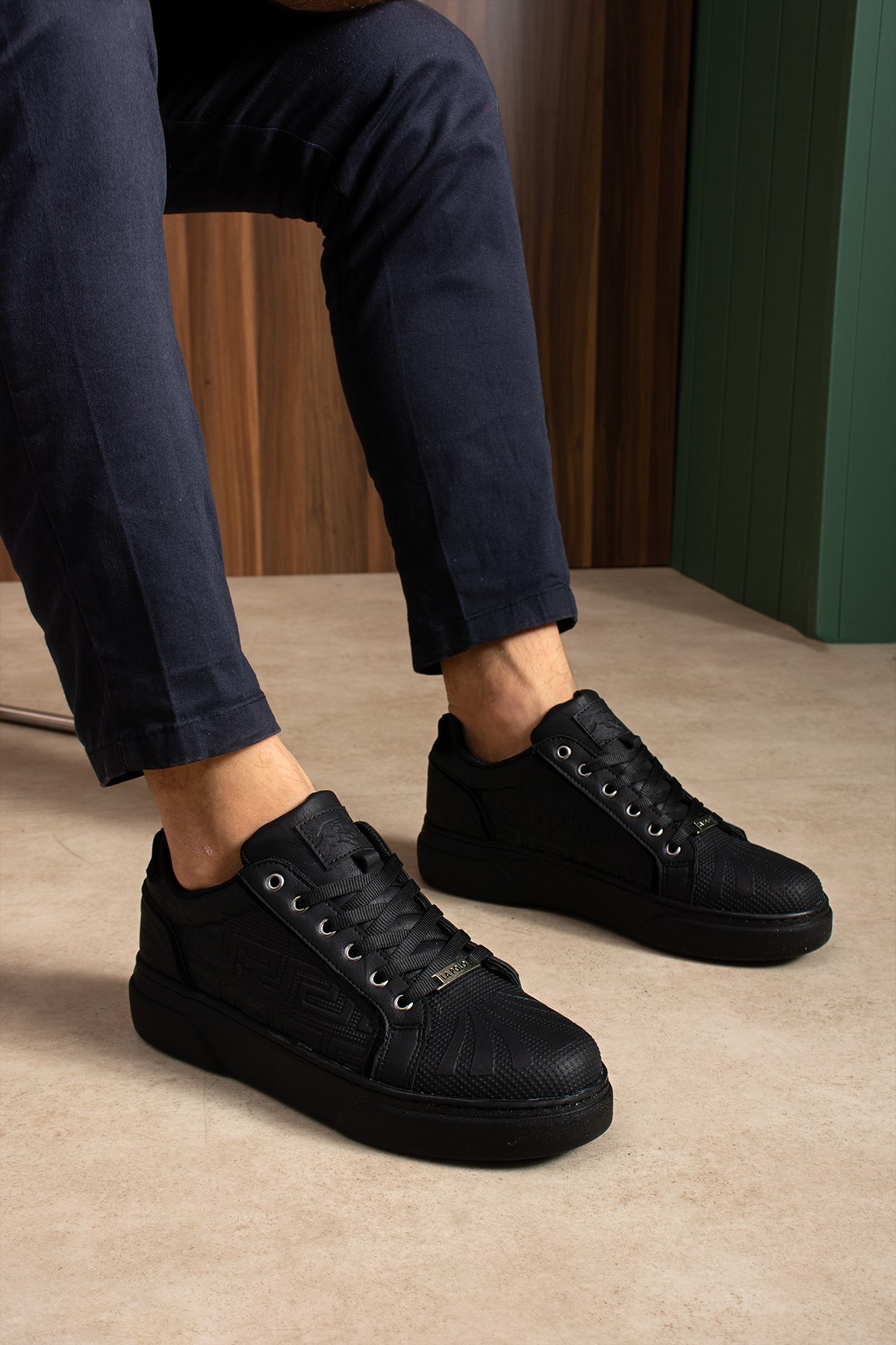 Siyah Erkek Sneaker