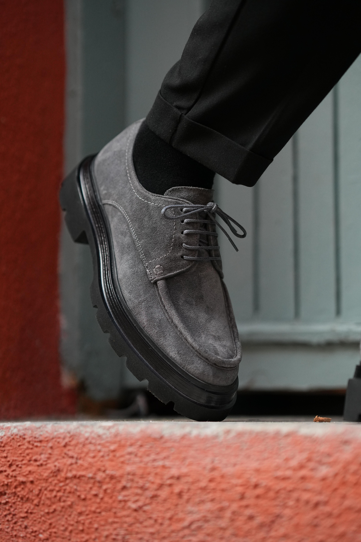 Shoetyle - Gri Hakiki Süet Bağcıklı Günlük Erkek Ayakkabı 115-K432