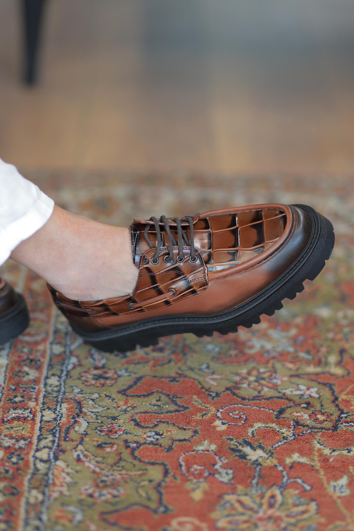 Shoetyle - Taba Hakiki Deri Bağcıklı Erkek Günlük Ayakkabı 115-K512