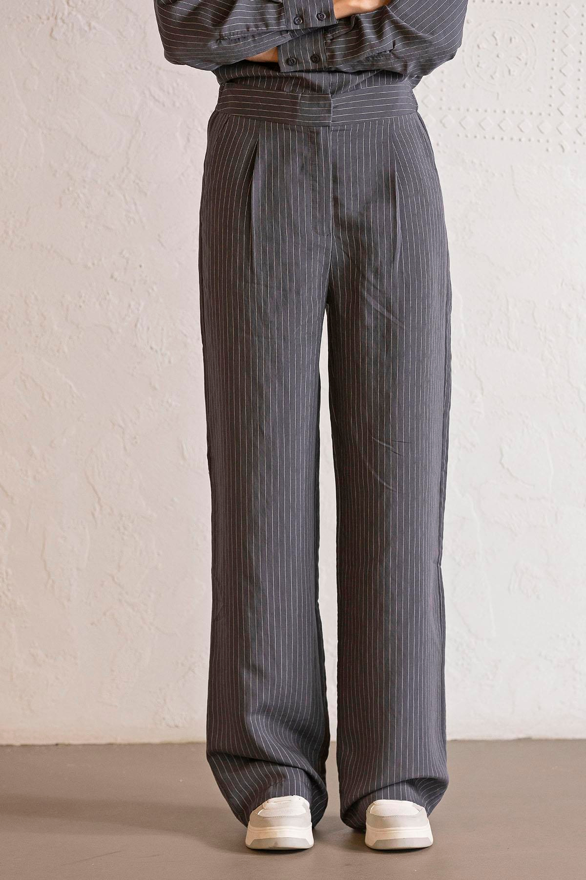Beli Lastikli Cepli Çizgili Kadın Pantolon