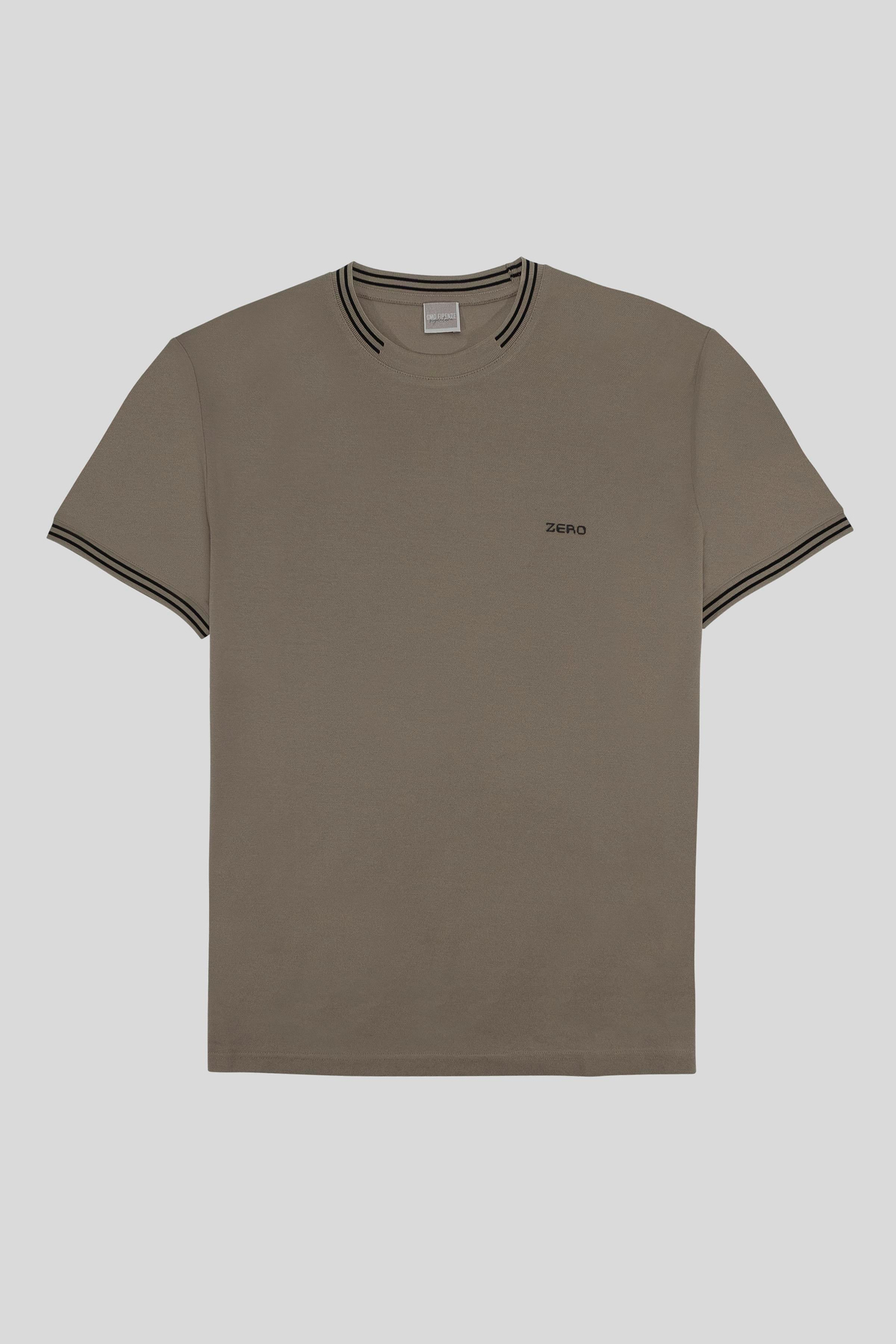 Bisiklet Yaka Çizgi Detaylı Pike T-shirt