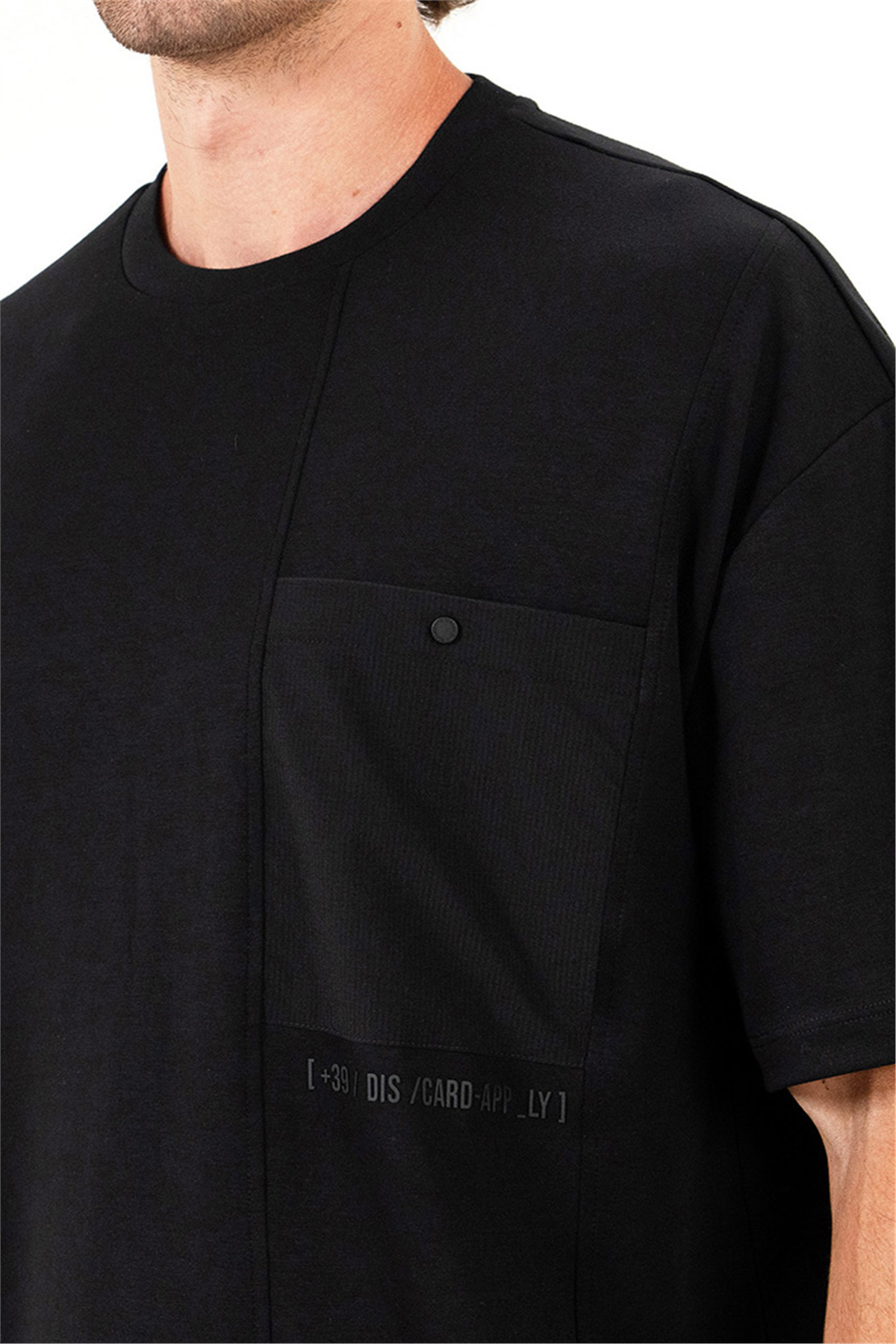 Bisiklet Yaka Garni Cepli Cep Altı Baskılı Erkek T-shirt
