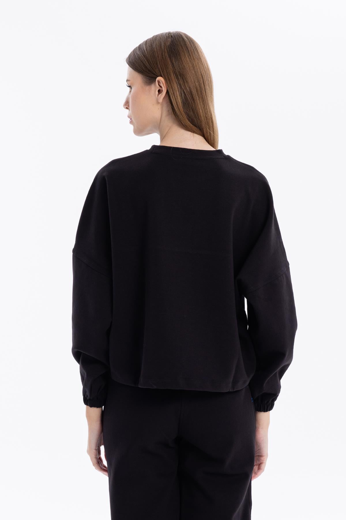Bisiklet Yaka Garni Detaylı Oversize Kadın Sweatshirt