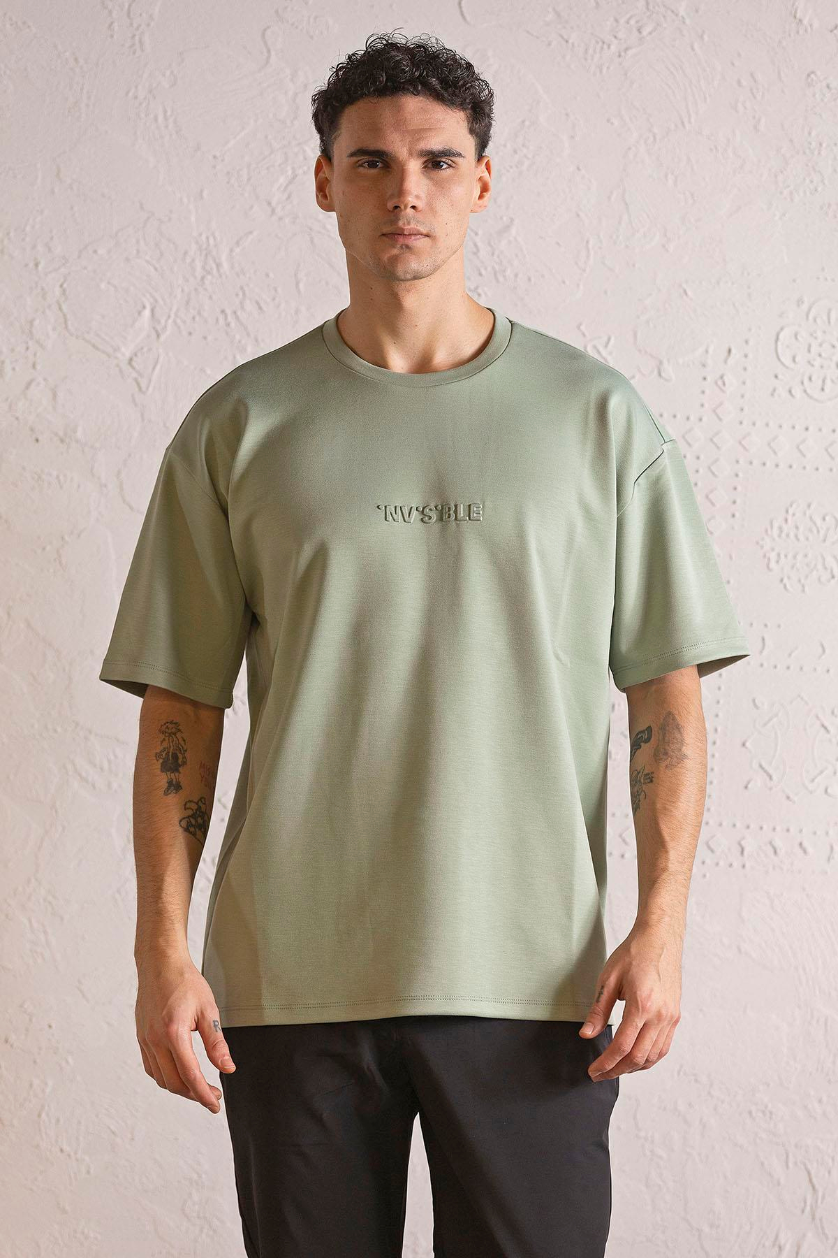 Bisiklet Yaka INVISIBLE Baskılı Oversize Erkek T-shirt