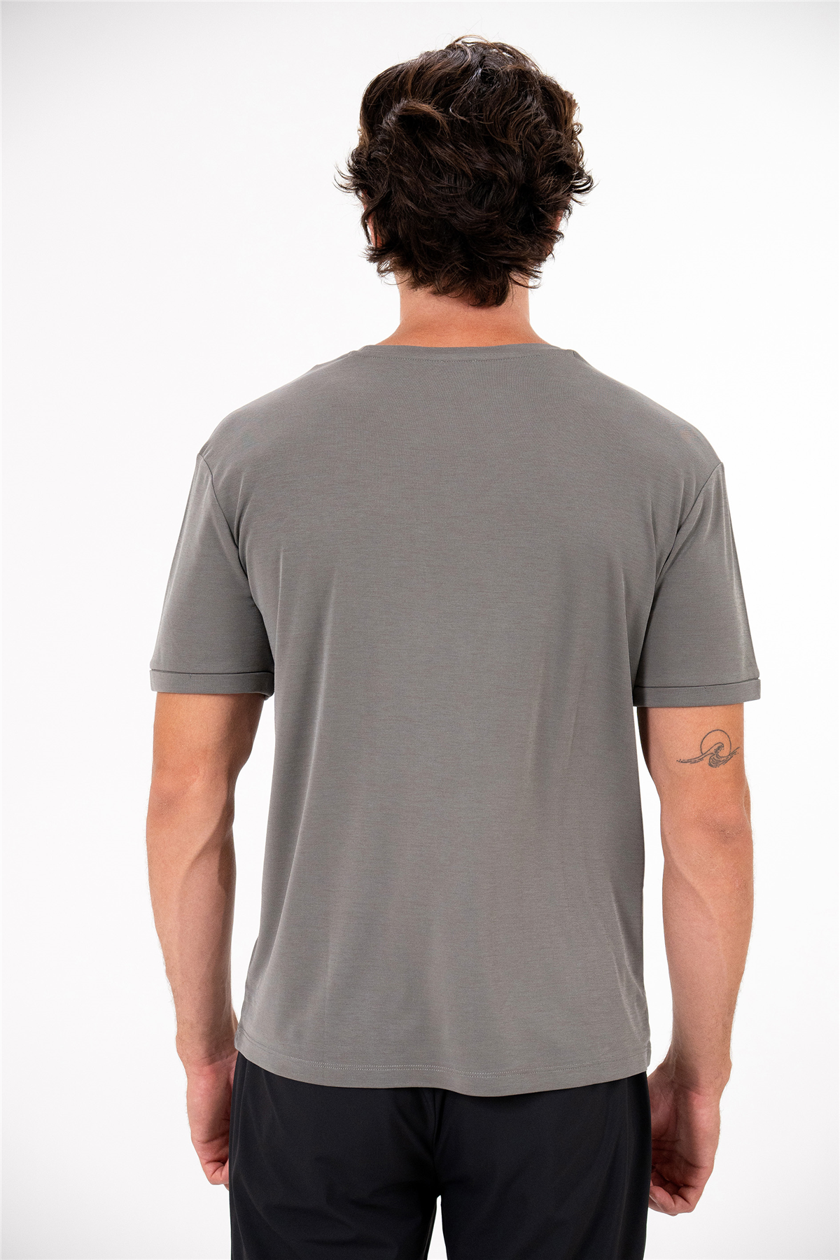 Bisiklet Yaka Kol Ucu Duble Erkek T-shirt