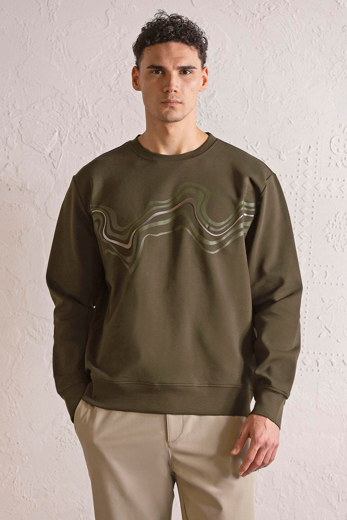 Bisiklet Yaka Önü Dalga Baskılı Erkek Sweatshirt